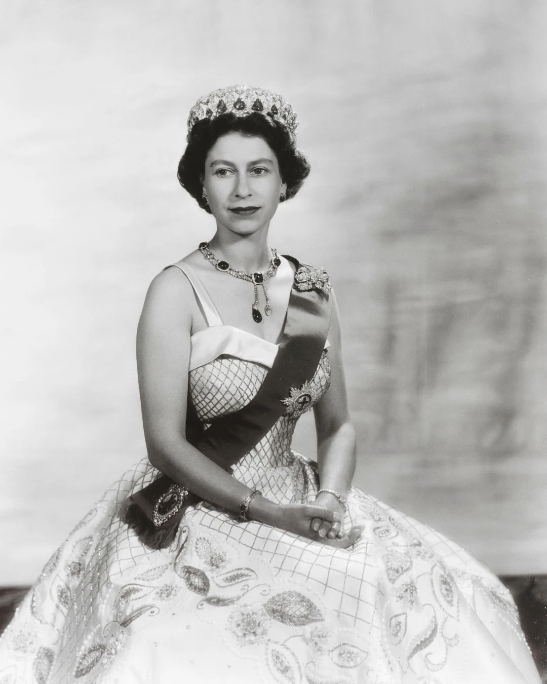 Стиль Елизаветы II: выставка в Букингемском дворце