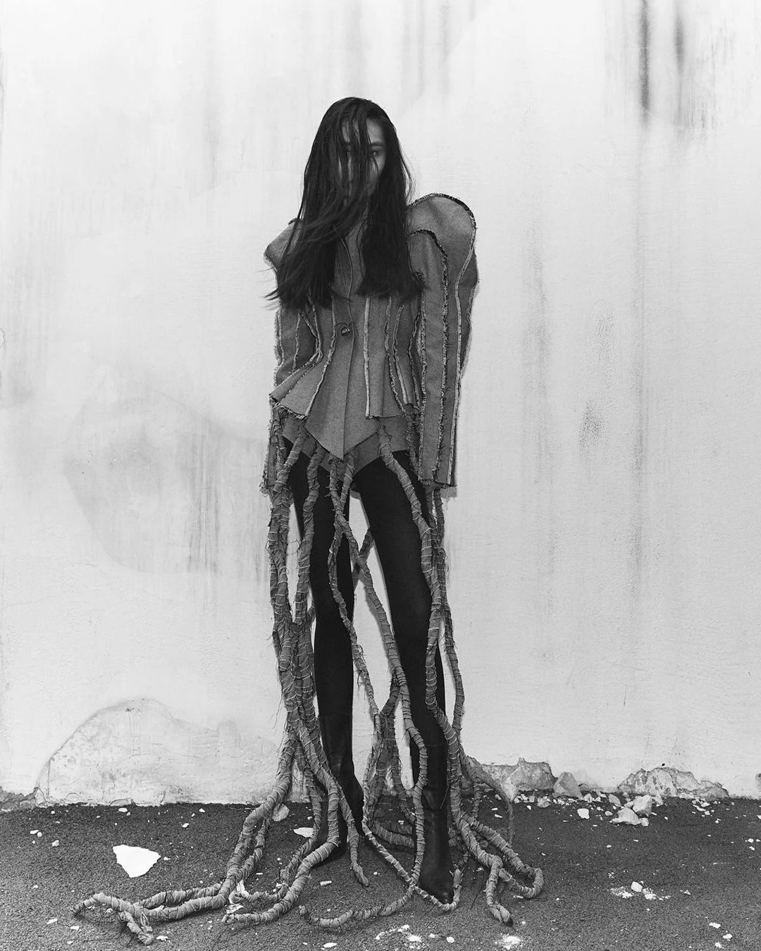 DARK’N’CORE Фотограф: Темирлан Фарзалиев | Модели: Марика @ Cassis Model Management, Сания Чиахунова