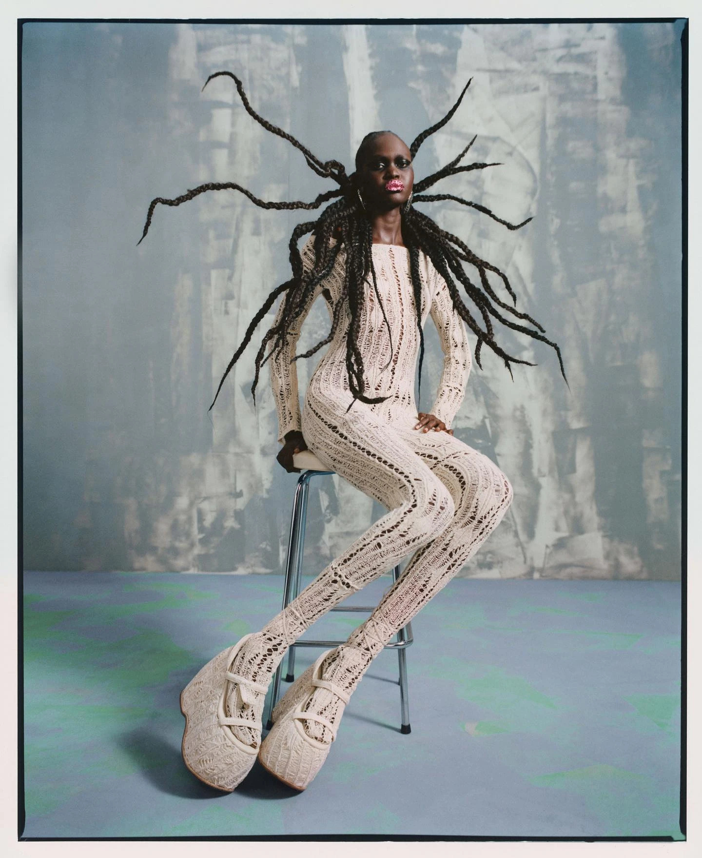 Instagram @issacvpoleon