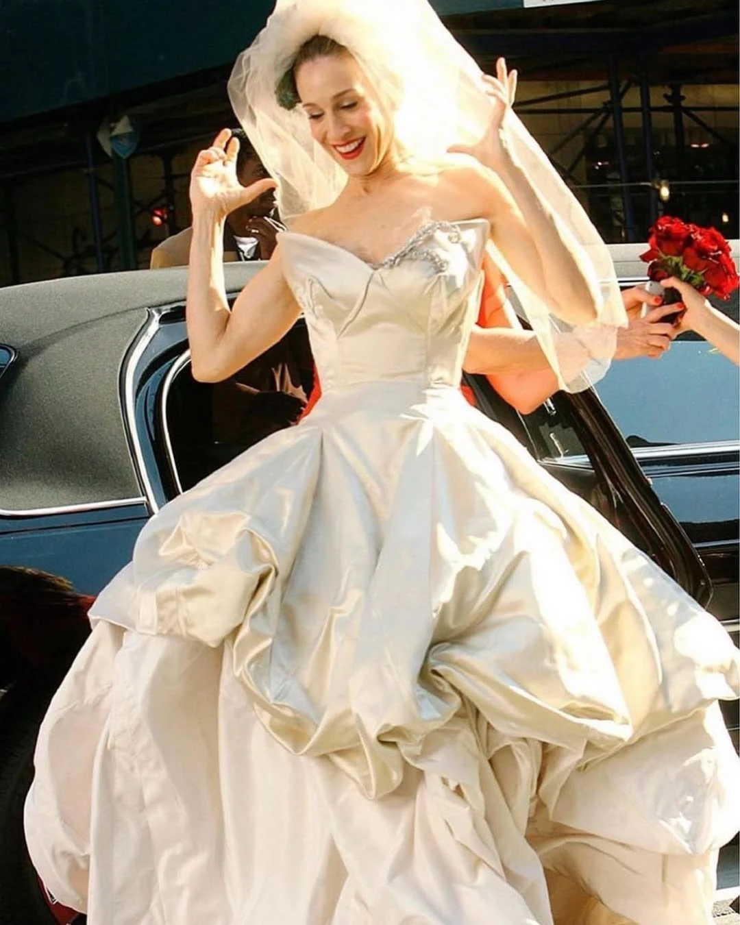 Керри Бредшоу в фильме «Секс в большом городе» | Instagram: @thewestwoodarchives