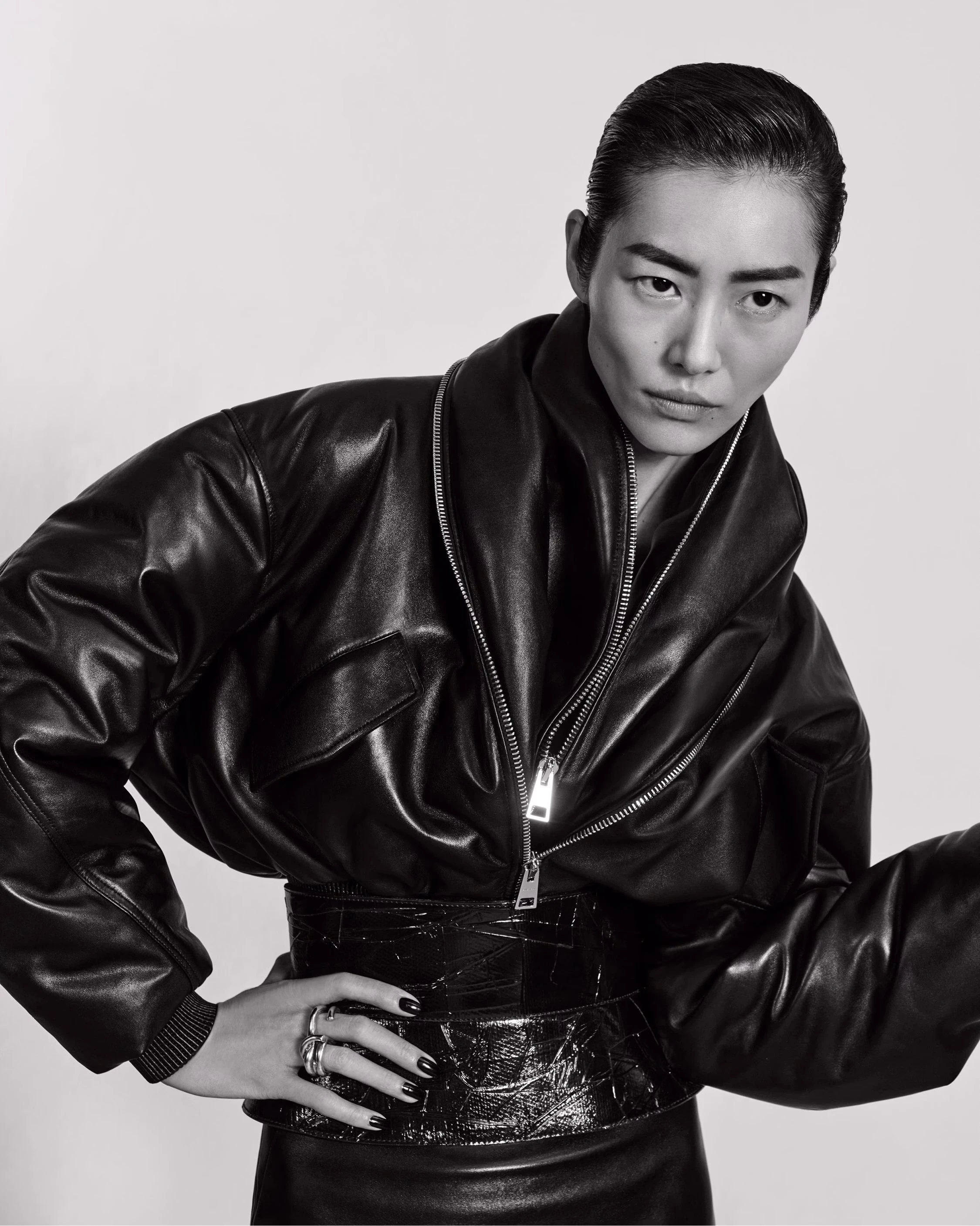 Givenchy-дегі жаңа дәуір: Сара Бертонның алғашқы жарнамалық науқаны