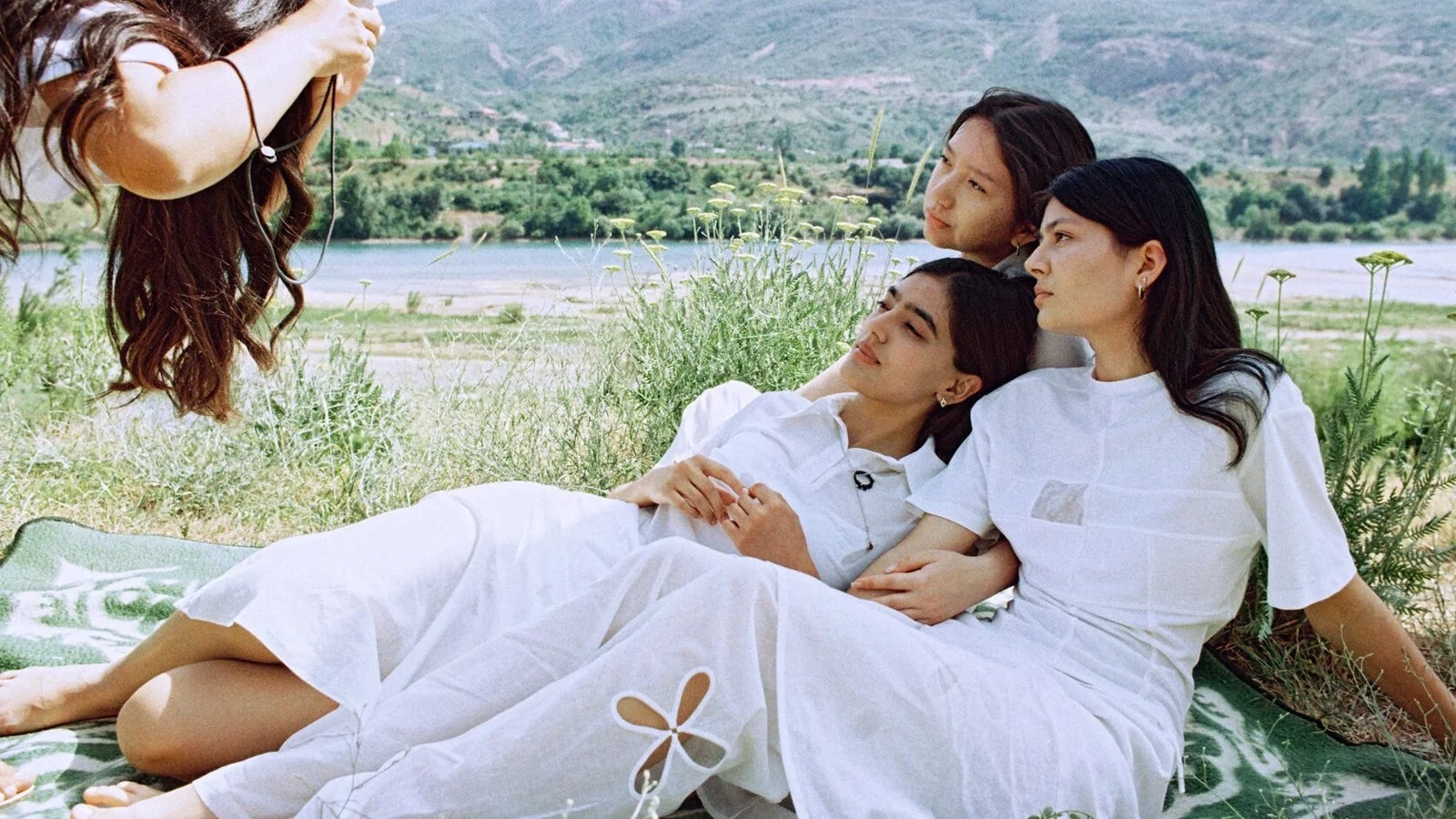 CHILLA, J.KIM | Photography: Hassan Kurbanbaev