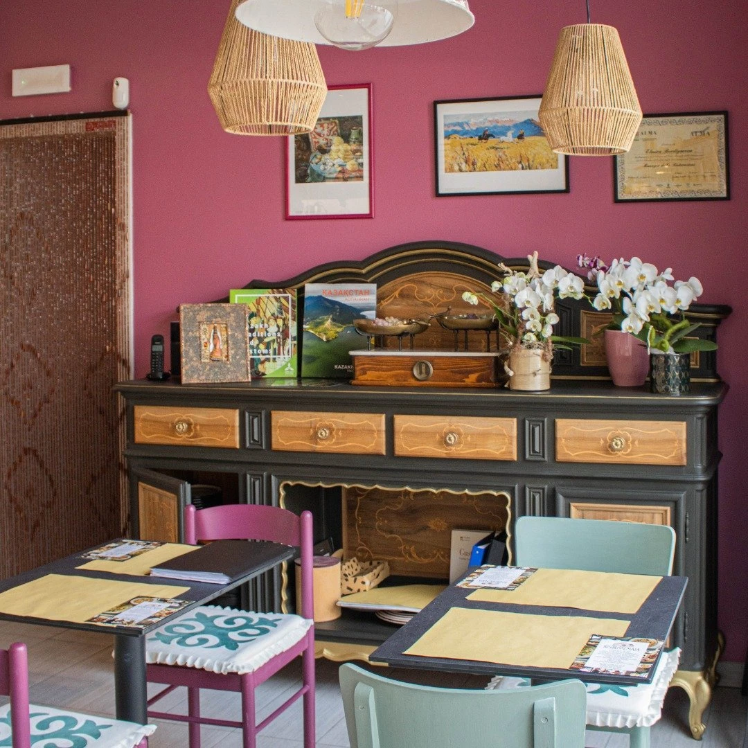 Шетелдегі қазақ тағамдарының мейрамханалары