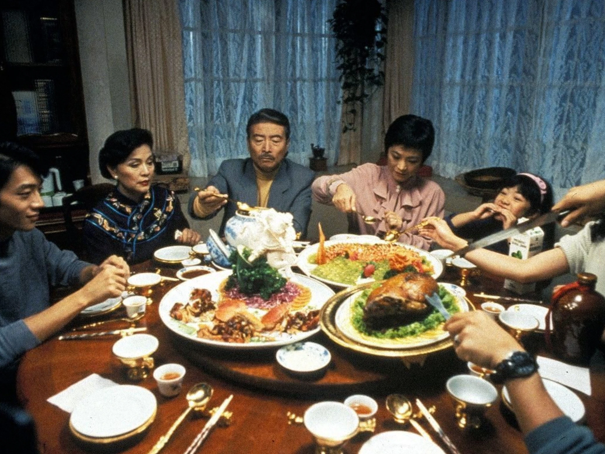 Ешь, пей, мужчина, женщина (1994 г.) Фото: (imdb.com)