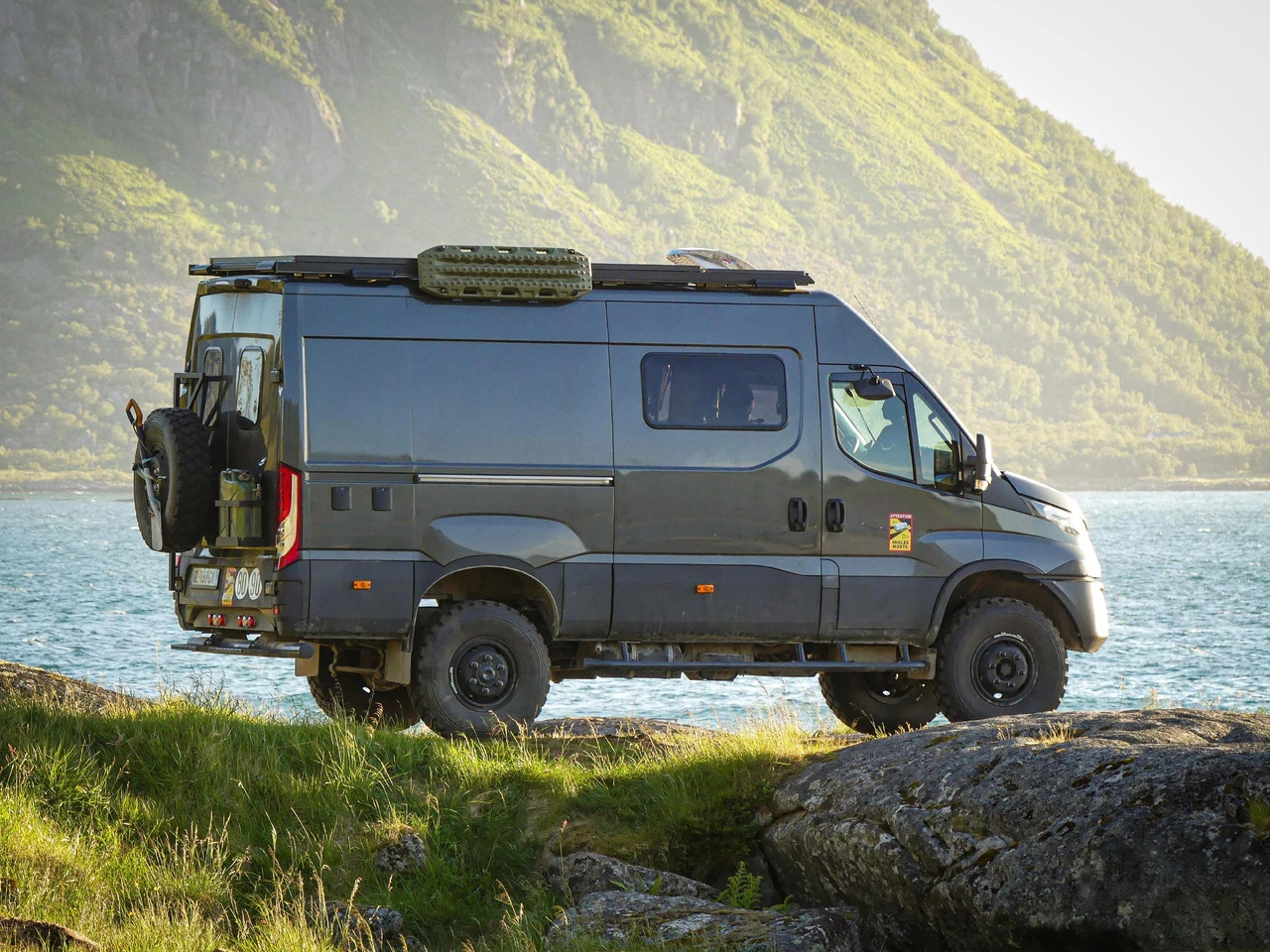 Iveco Daily 4x4 Expedition Camper | expeditionmeister.com