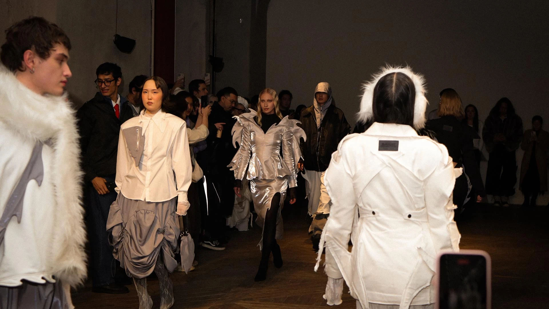 Архивы пресс-служб Tele2 и Al basty