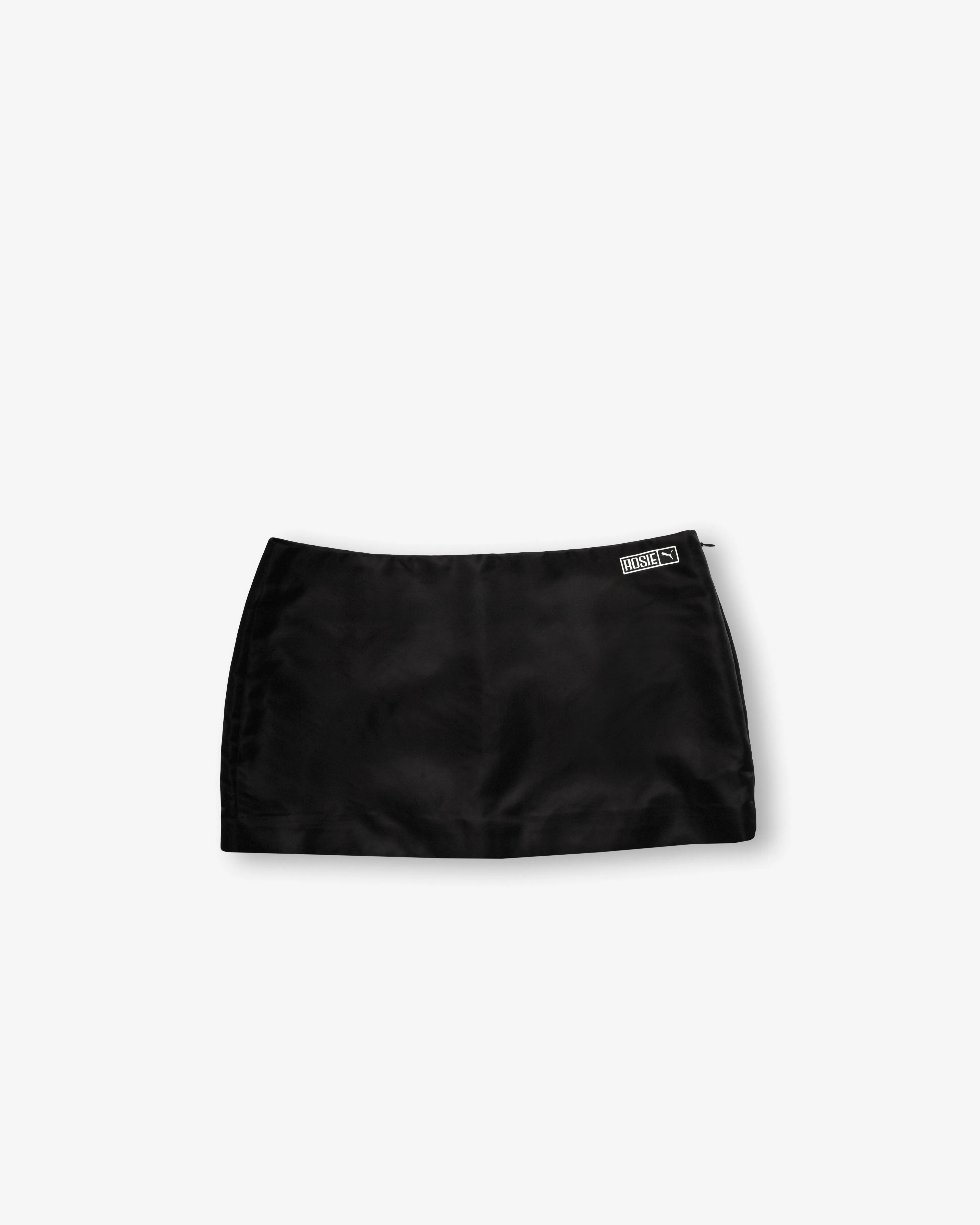 PUMA x ROSÉ: K-pop жұлдызының алғашқы топтамасы