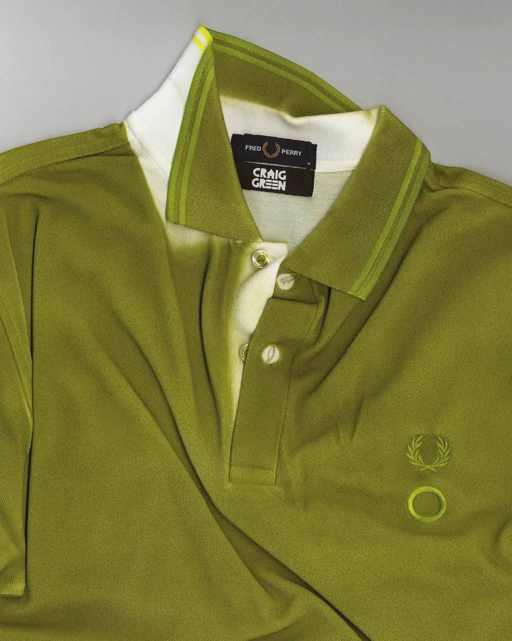 Субмәдениеттерден шабыт алған стиль: Fred Perry x Craig Green жаңа топтамасы
