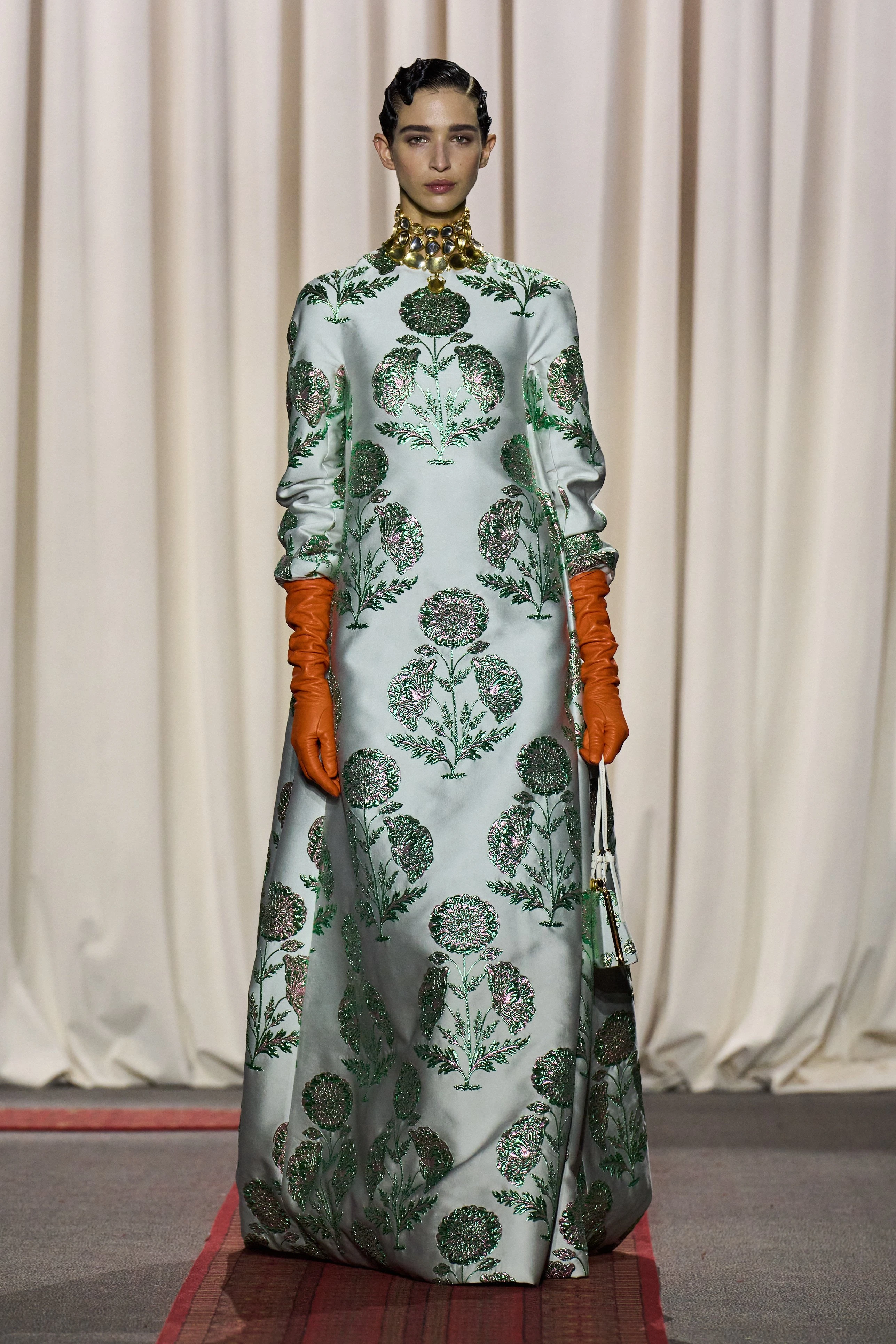 Как прошел первый день Недели высокой моды в Париже