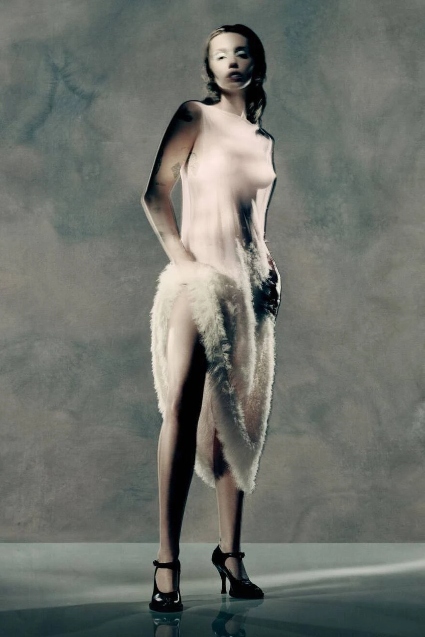 Конец анонимности: Майли Сайрус – новое лицо Maison Margiela