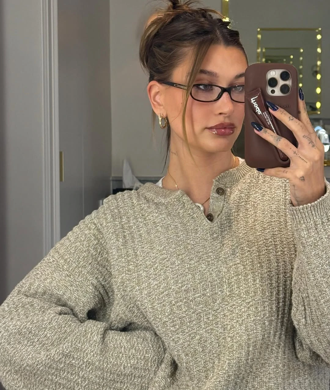 Instagram @haileybieber