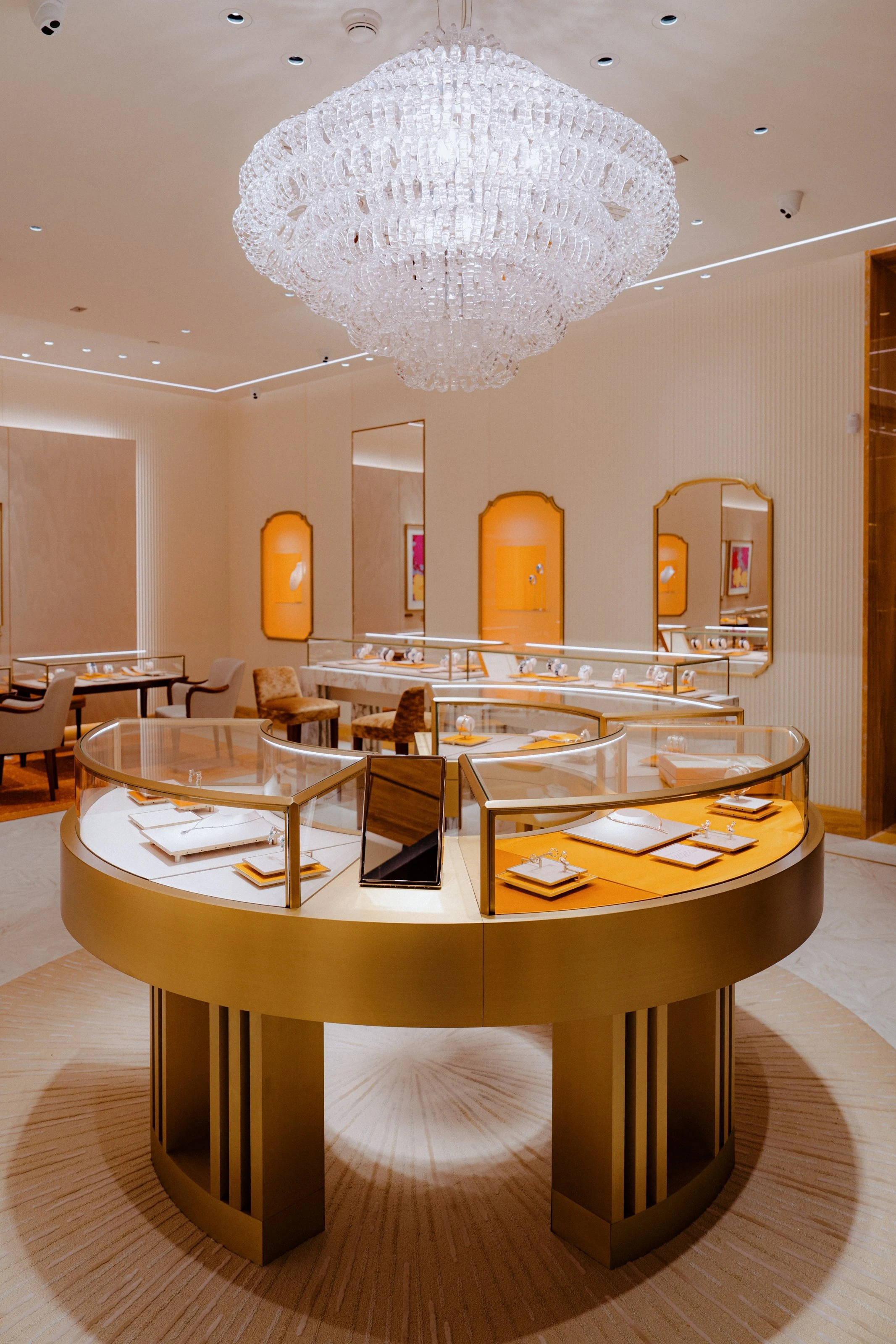 Иконы стиля и музыки на празднике BVLGARI в Алматы