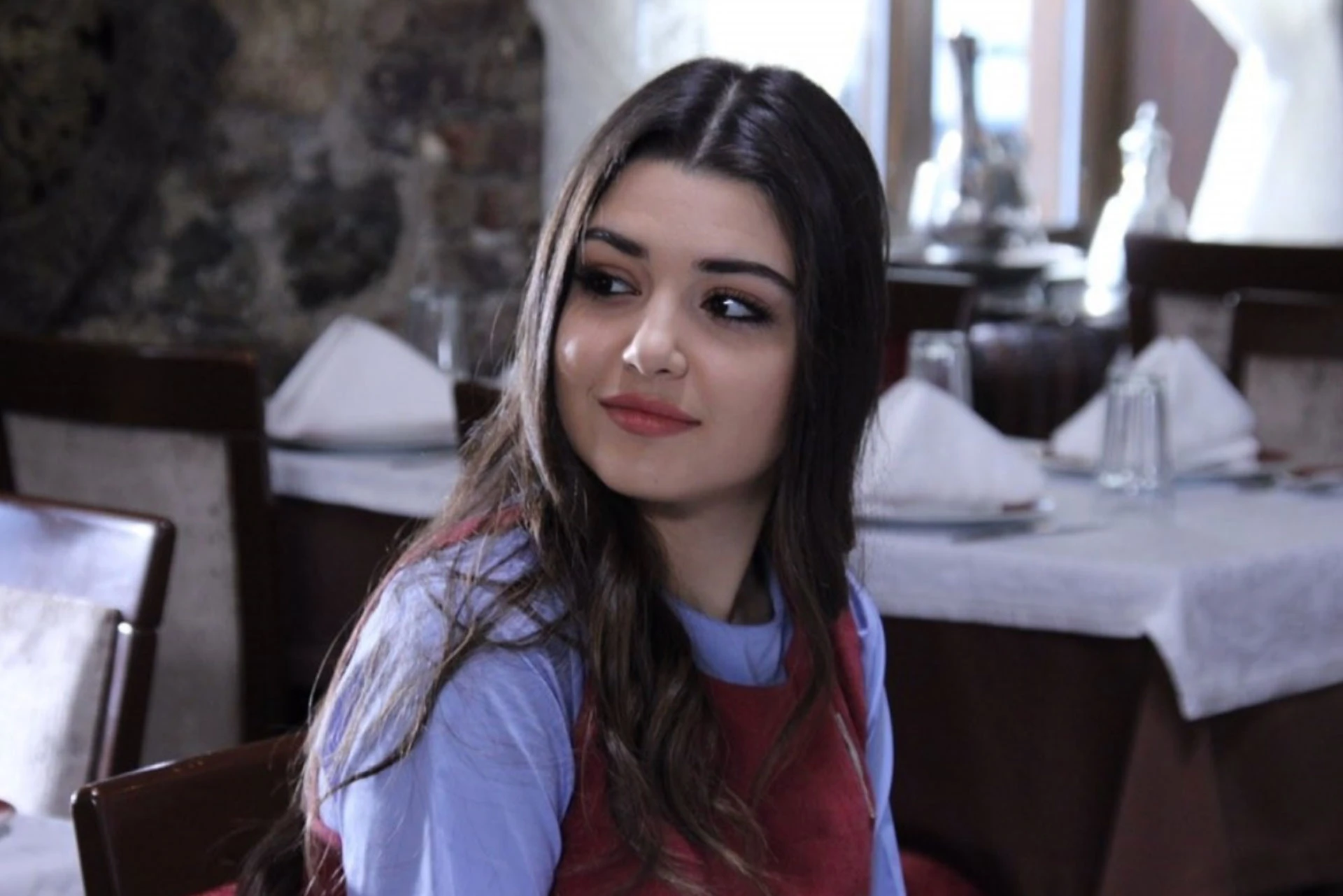 Кадр из сериала «Королек – птичка певчая» | IMDb