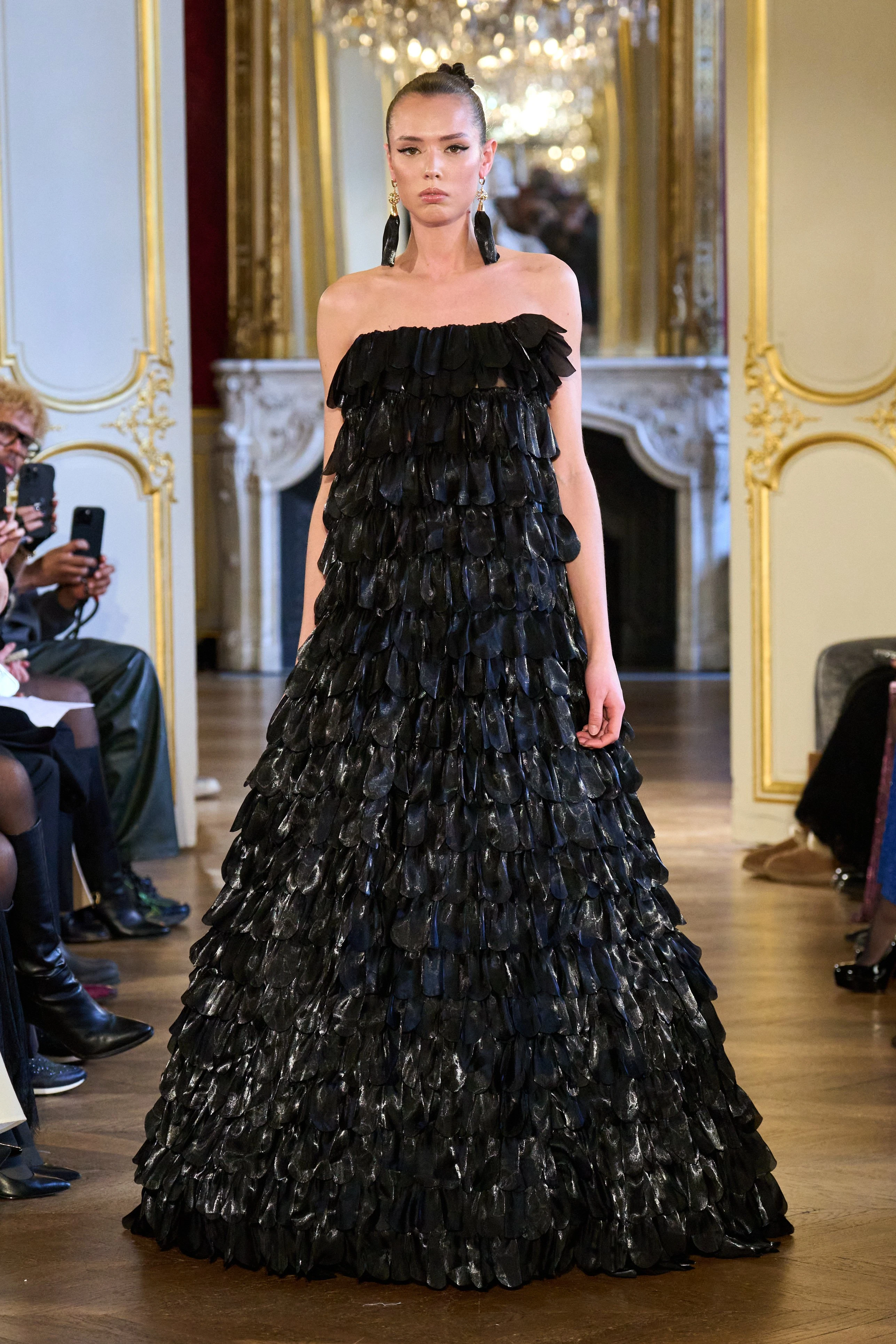 TAMYR: Коллекция Inclover весна-лето 2025 в Париже