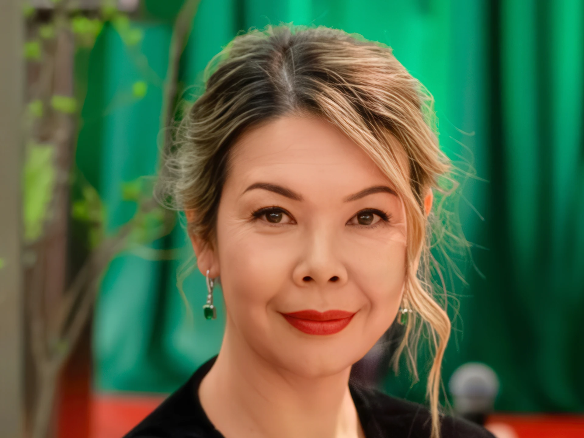 Данара Усманова