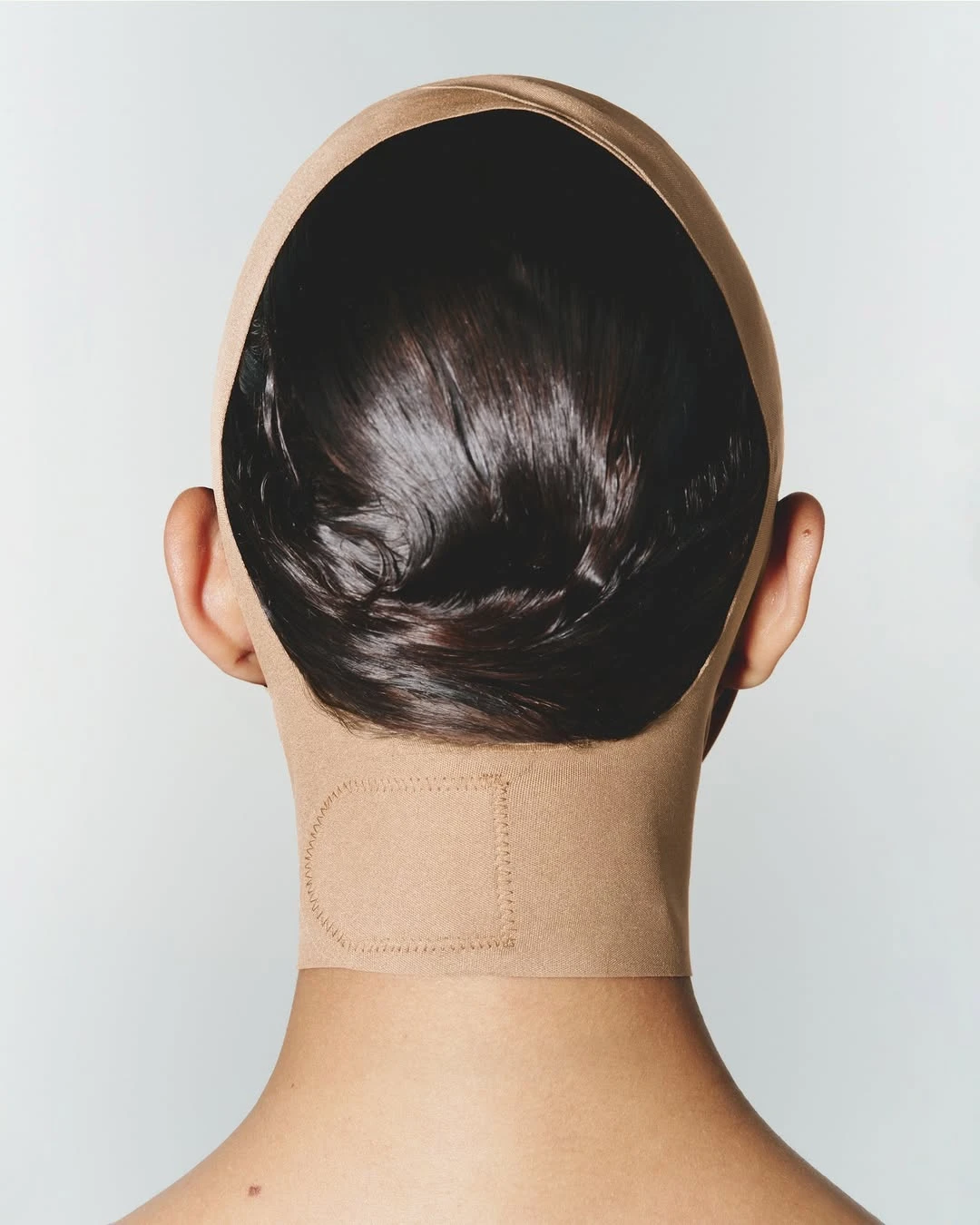 Первый бьюти-аксессуар от Skims