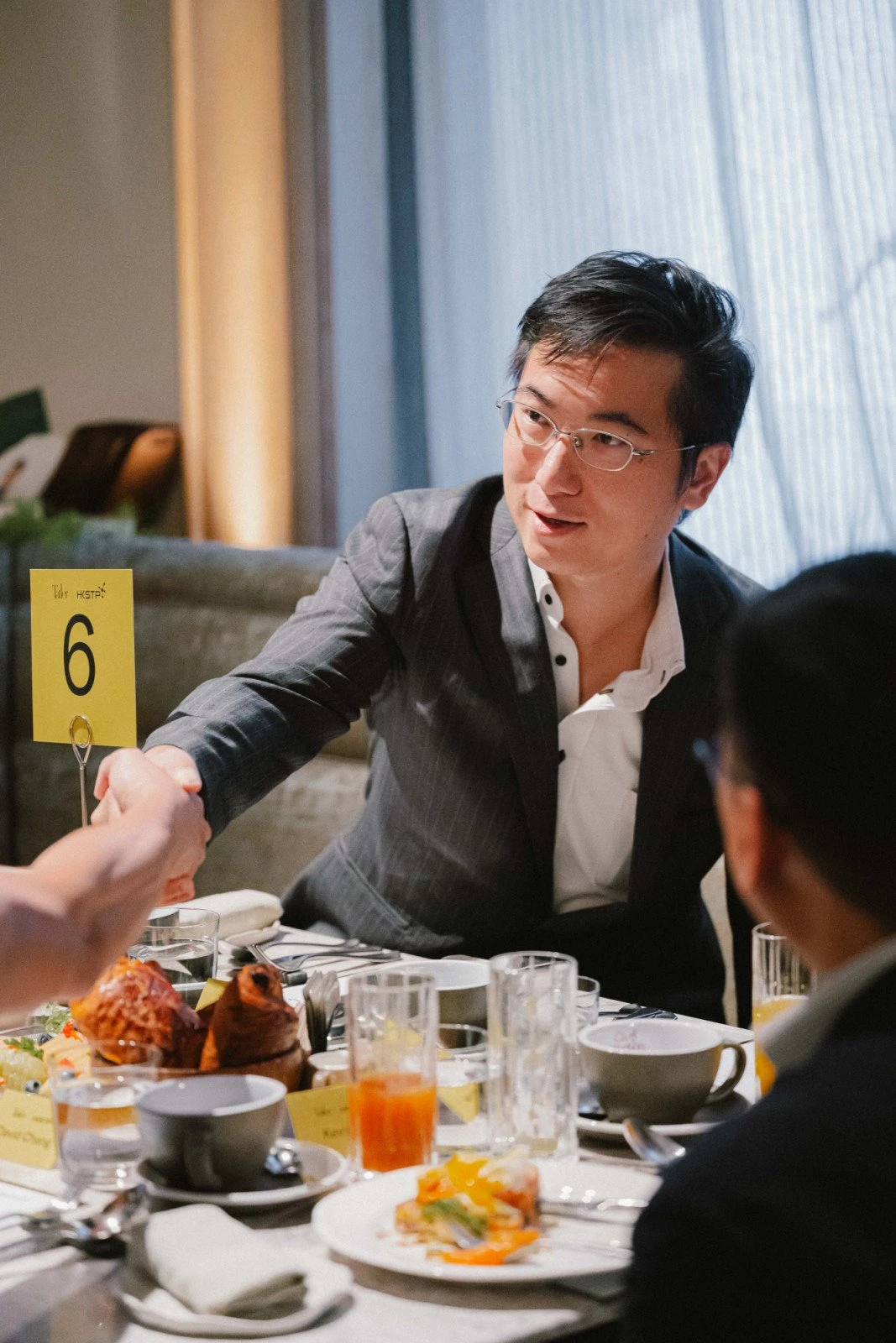 Основатель и генеральный директор Robocore Рой Лим | Tatler Hong Kong