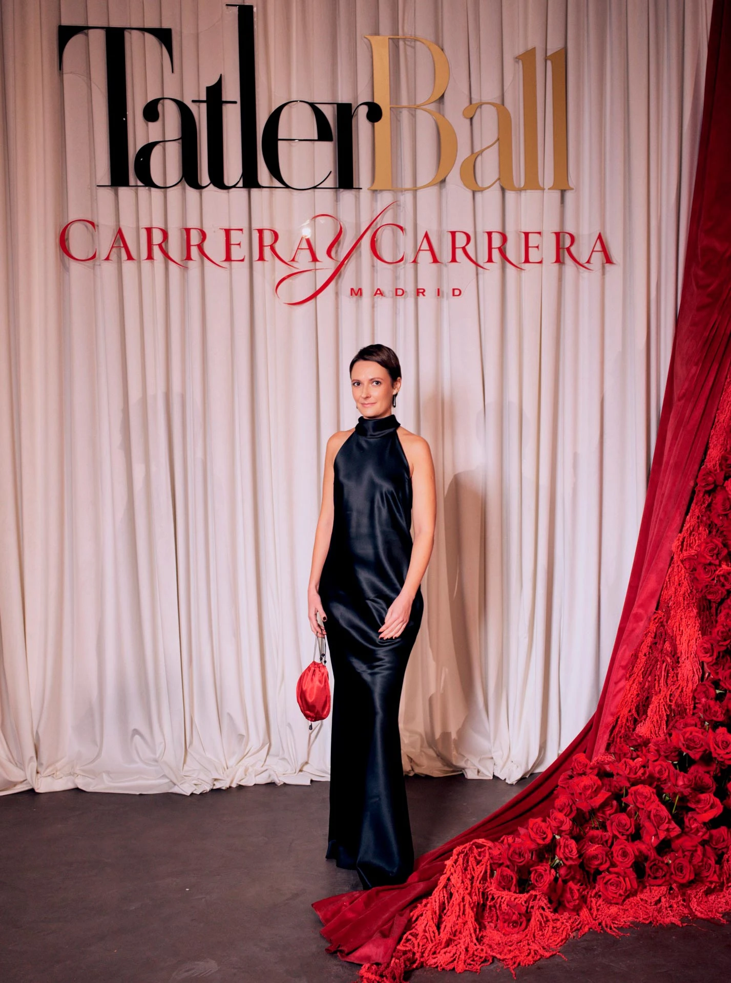 Ксения Шенцова Ralph Lauren көйлегінде, әшекейлері – Sophie Buhai | Фотосуретші: Slozhnomarya  