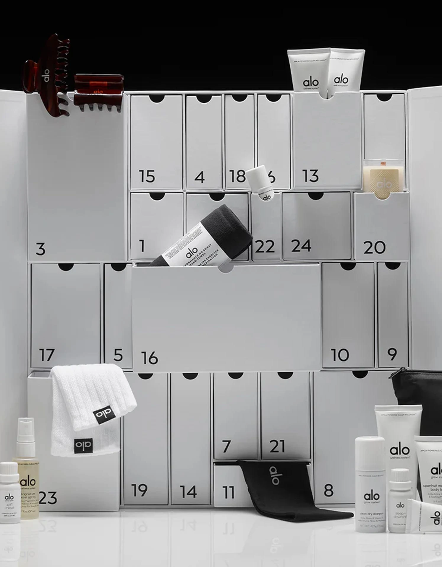 Официальный сайт Alo Yoga