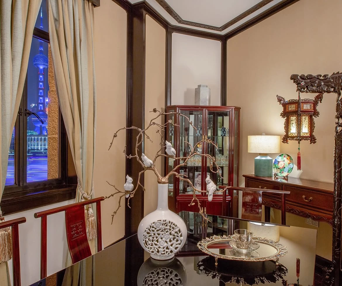 Instagram Fairmont Peace Hotel
