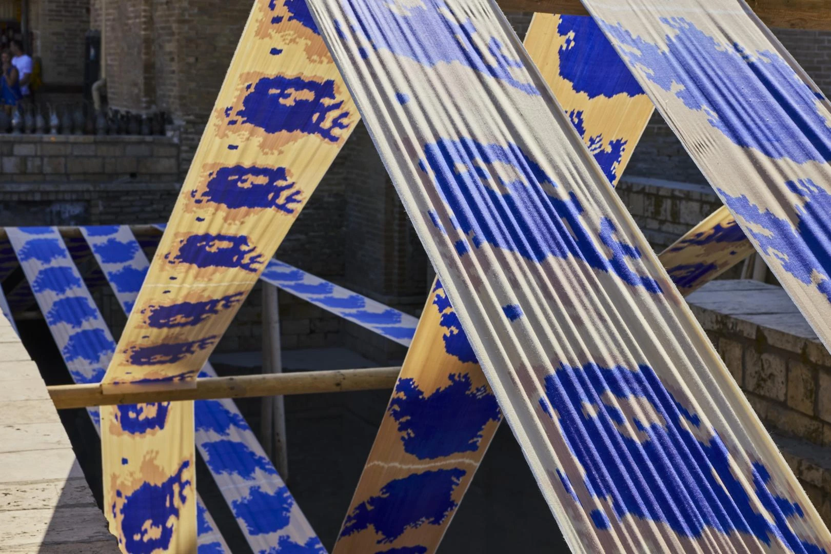 Официальный сайт Bukhara Biennial