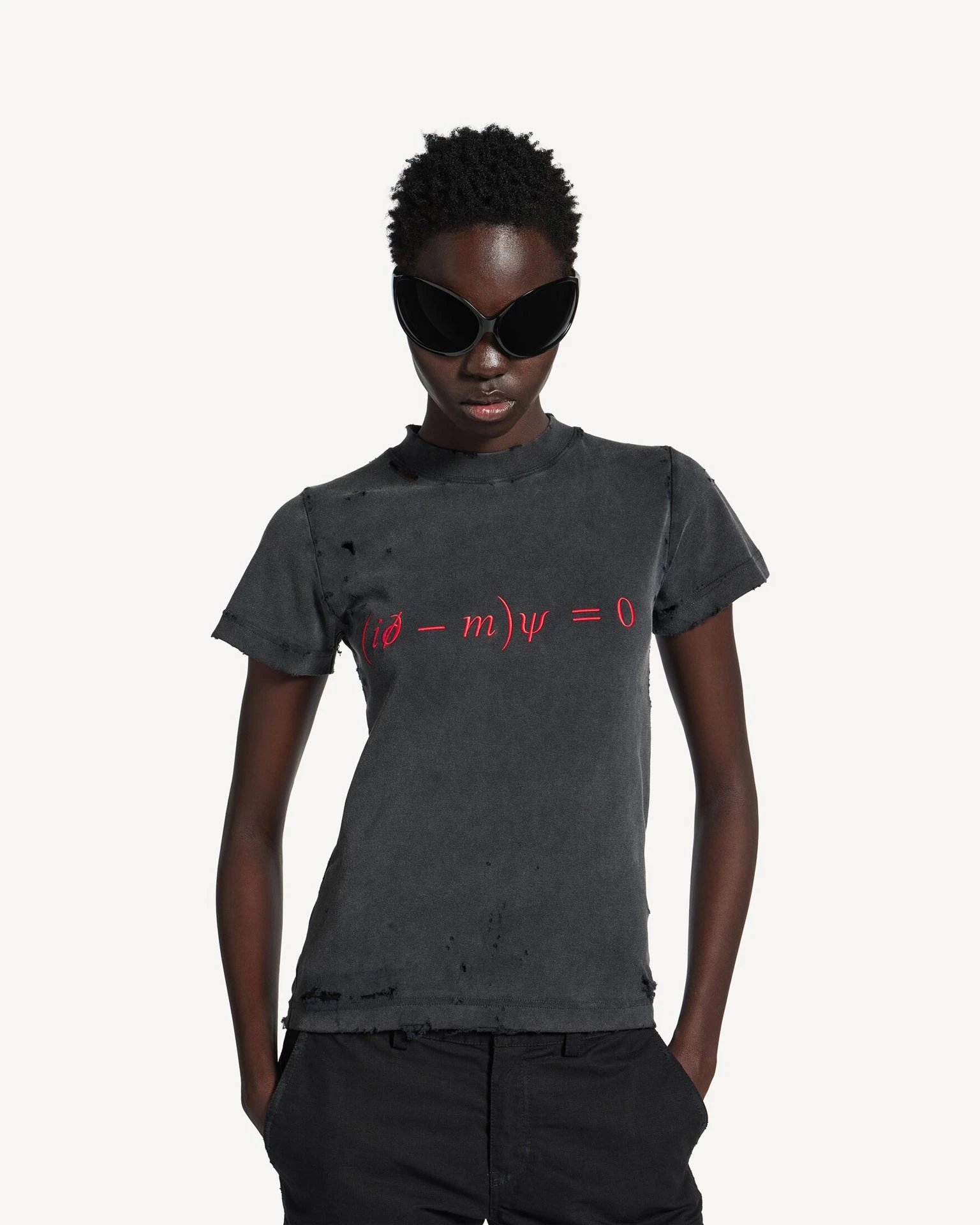 Официальный сайт Balenciaga