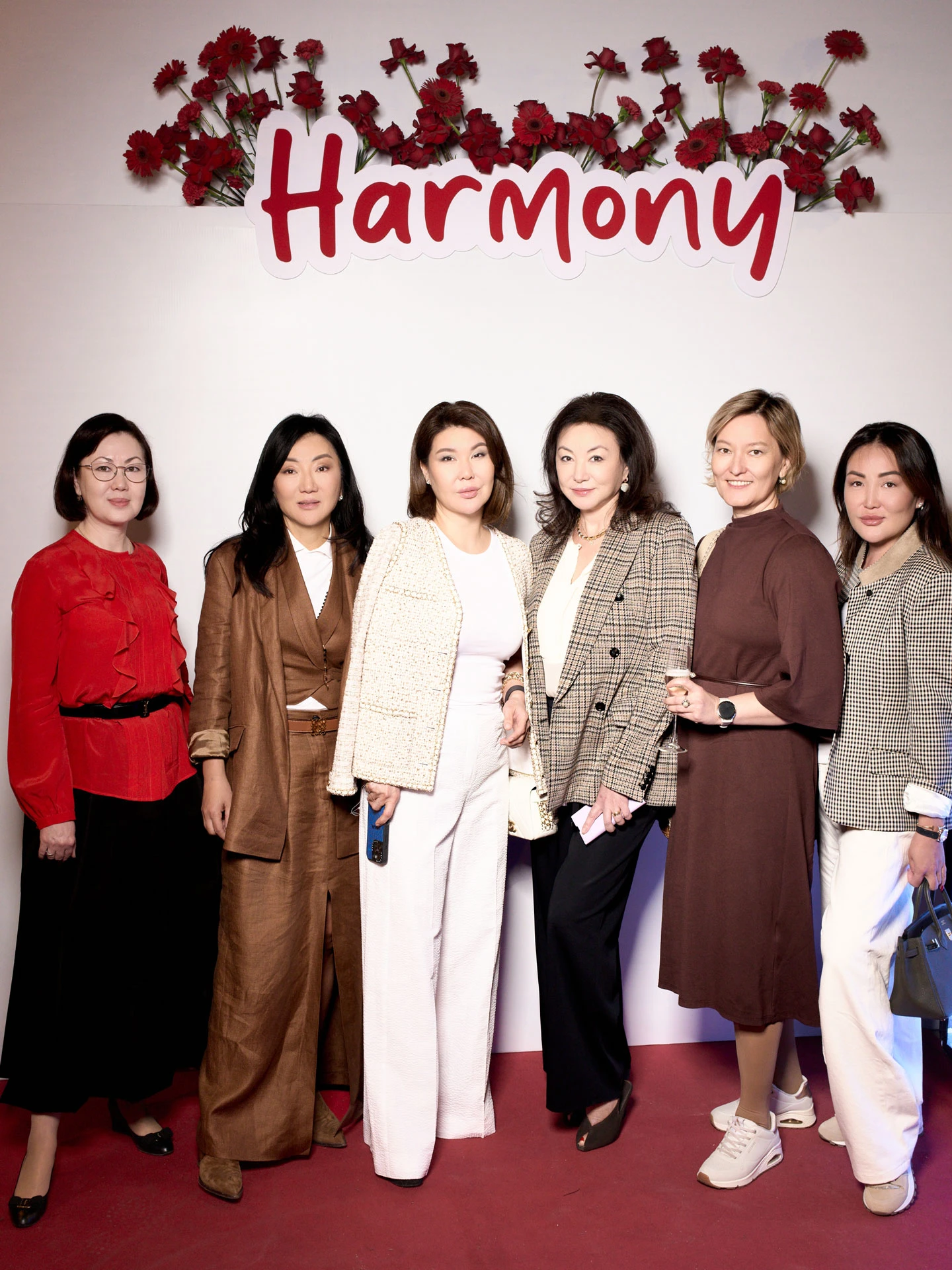 Айгуль Тасболат, Жанна Кан, Айнур Ахметова, Маржан Кулажанова, Жанар Бегендикова и Аида Баймуханова | Архив пресс-служб