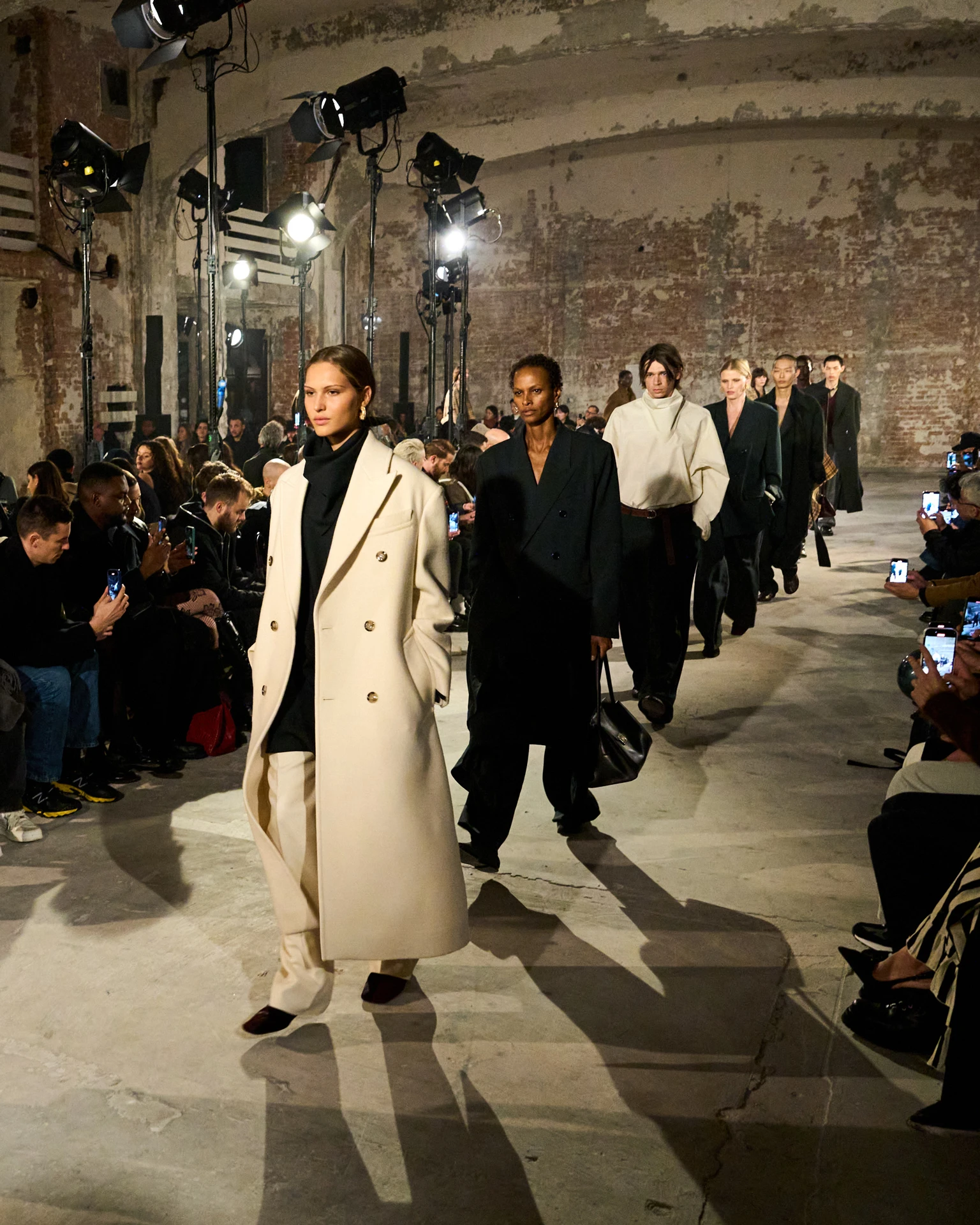 Ami Paris, 2025 жылғы күз-қыс көрсетілімі | Spotlight