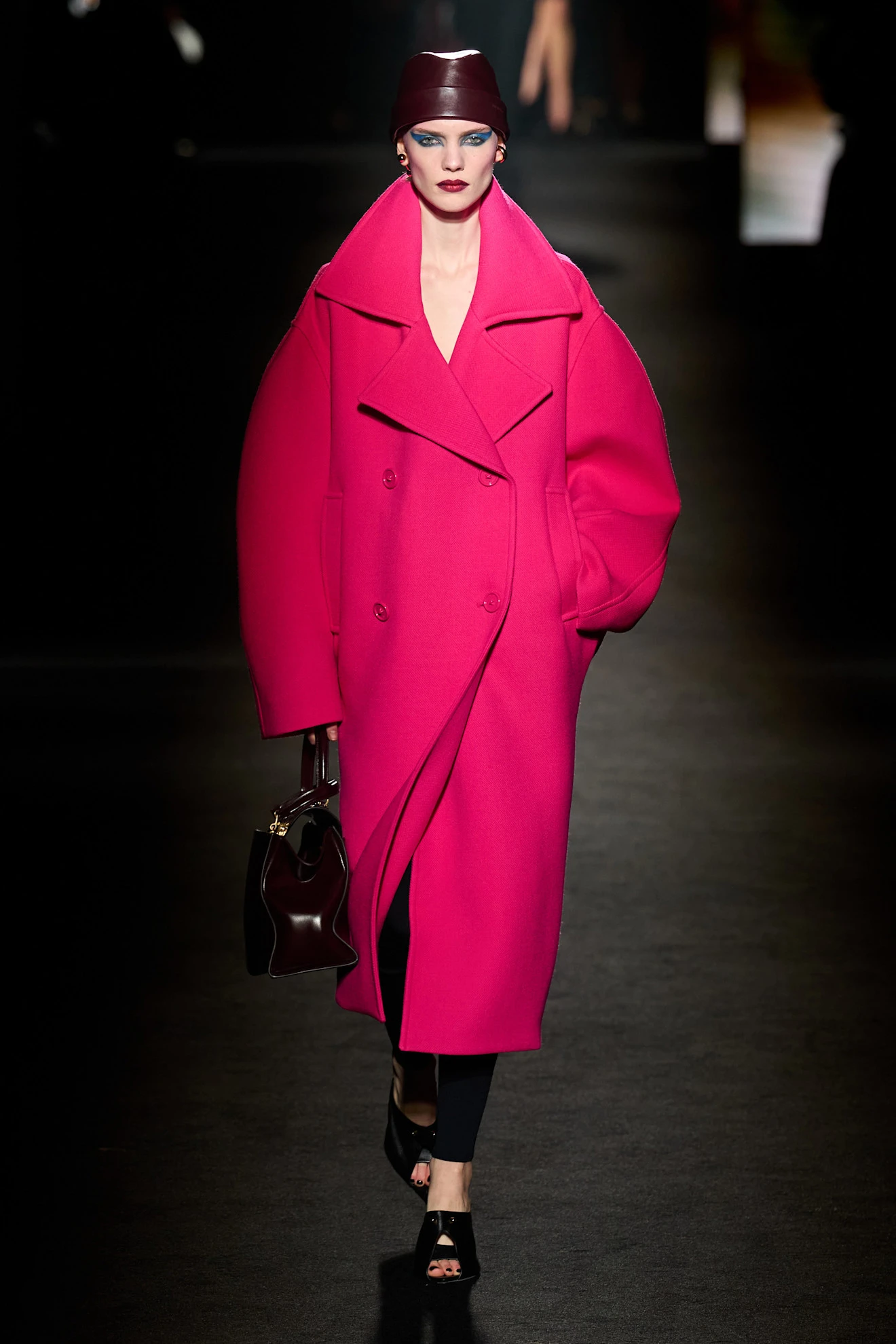 Показ Balenciaga осень-зима 2026 | Spotlight