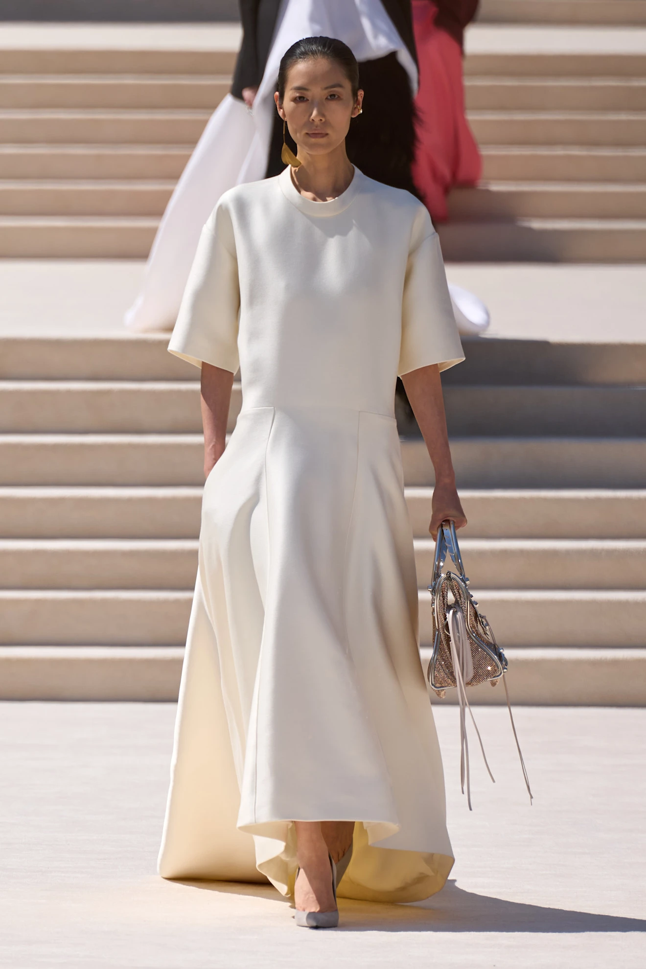 Balenciaga | Показ Haute Couture осень-зима 2026 | Spotlight
