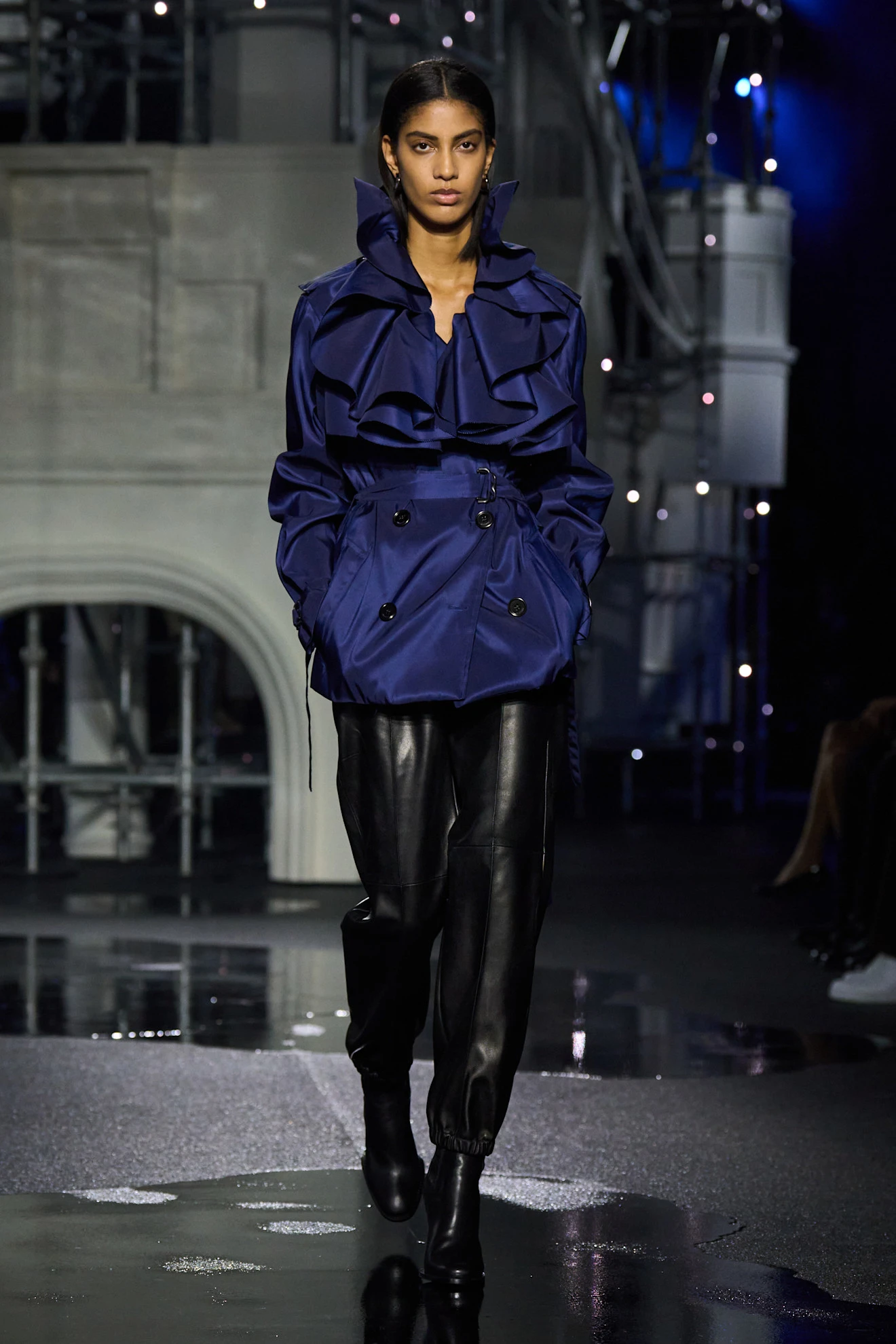 Показ Burberry осень-зима 2026 | Spotlight