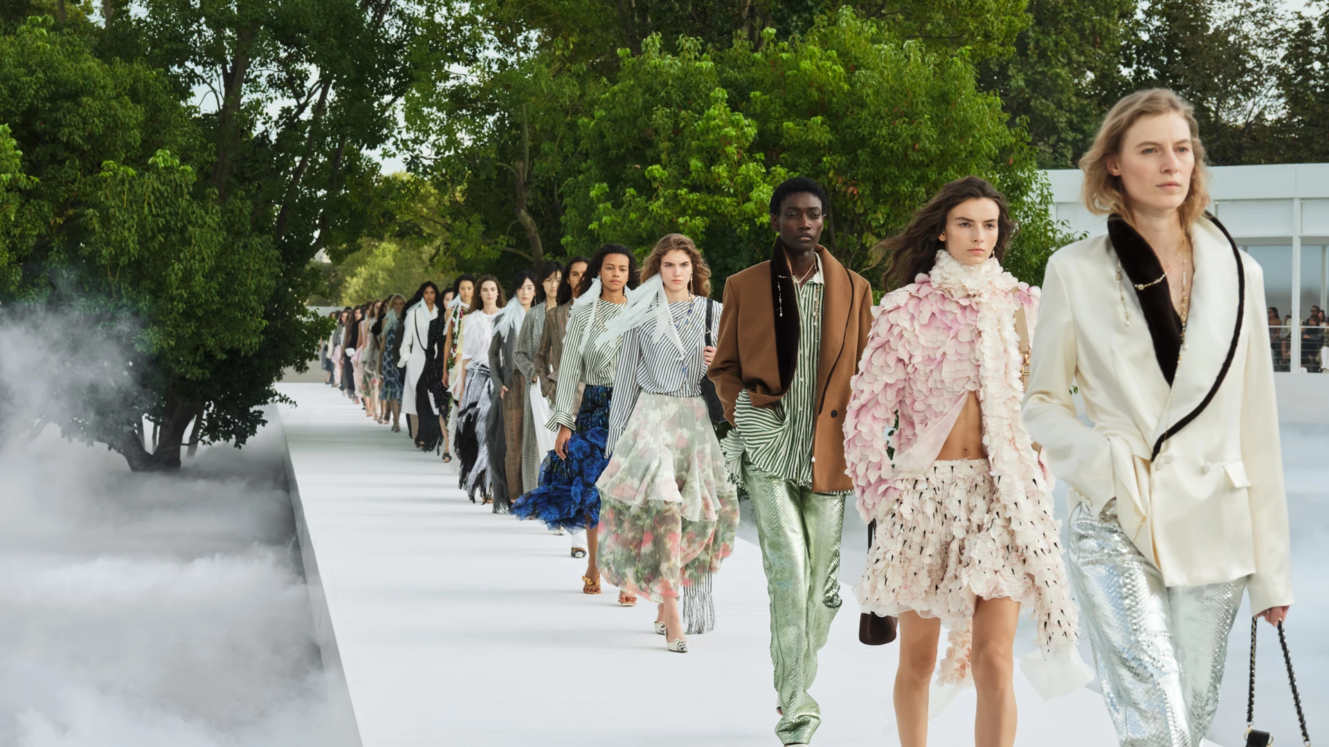Показ Dior весна-лето 2027 | Adrien Dirand