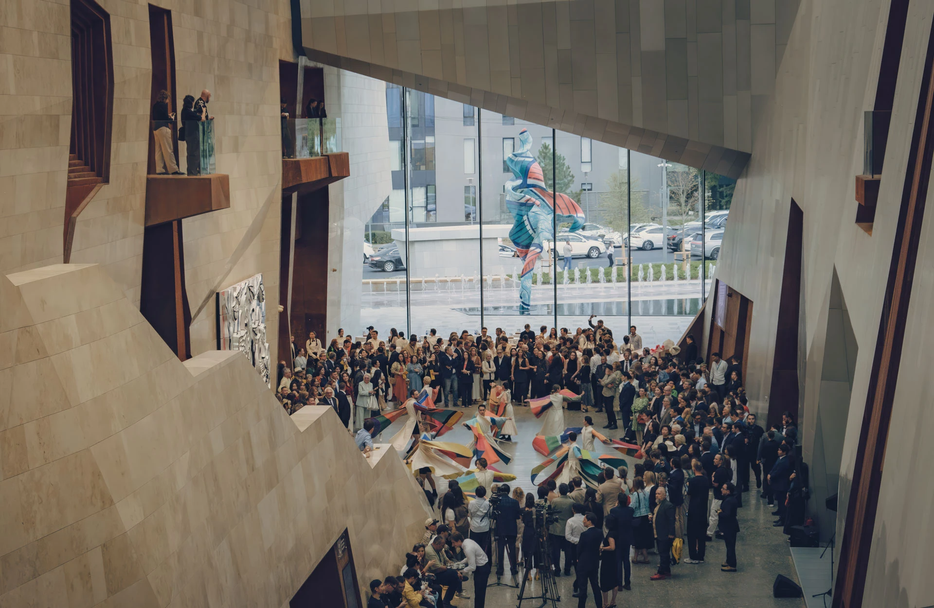 Almaty Museum of Arts открылся масштабной ретроспективой Алмагуль Менлибаевой | Архивы пресс-служб