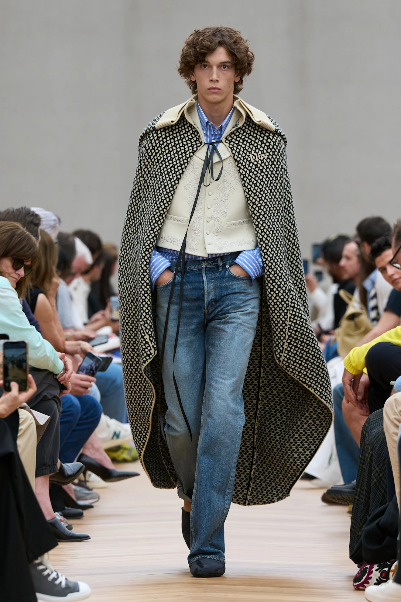 Показ Dior Men весна-лето 2026 | Spotlight