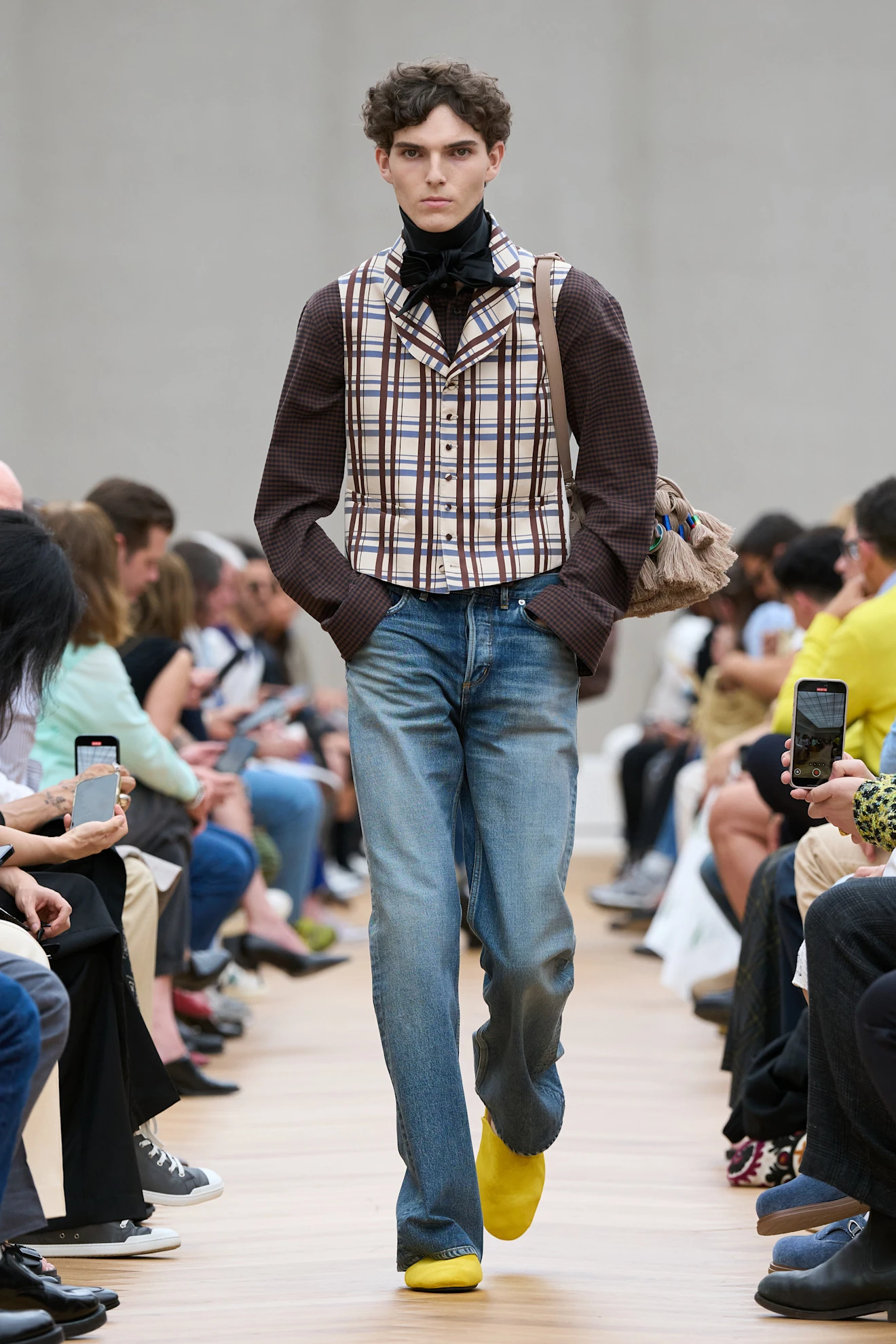 Показ Dior Men весна-лето 2026 | Spotlight