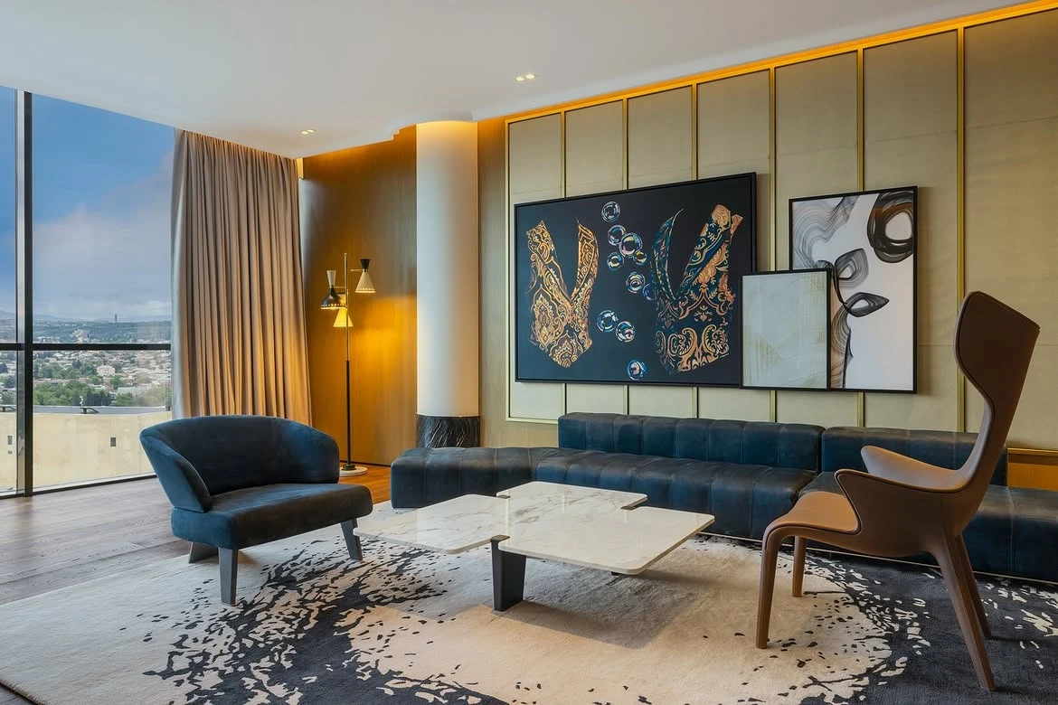 Instagram Paragraph Freedom Square, A Luxury Collection Hotel
