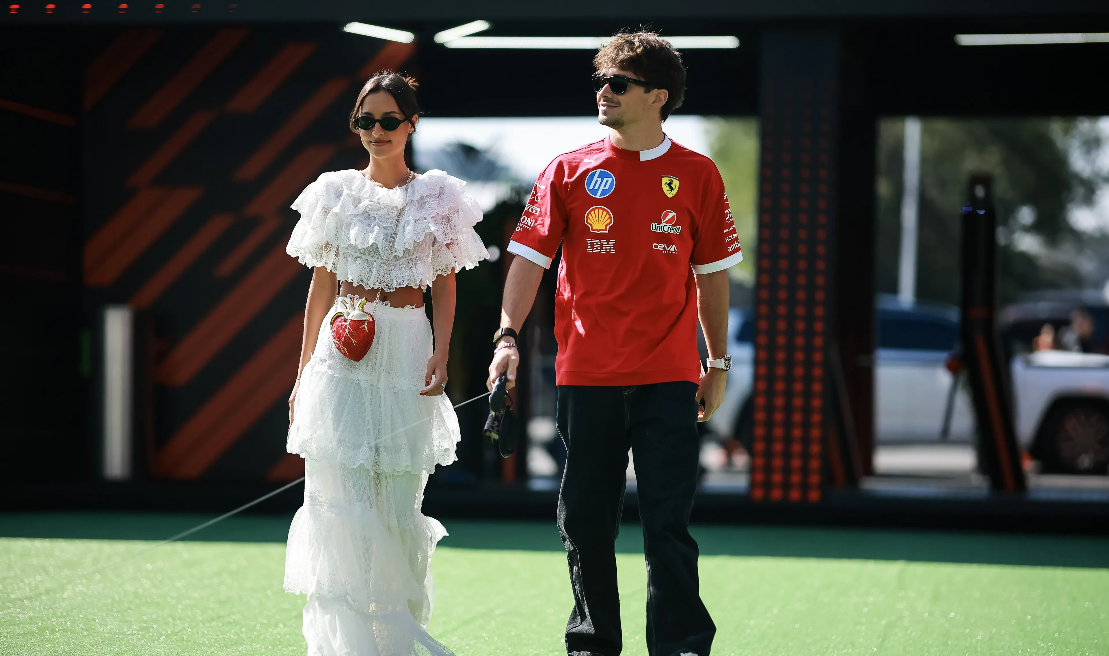 Шарль Леклер и Александра Сен-Млё | Фото: Гектор Вивас | Getty Images