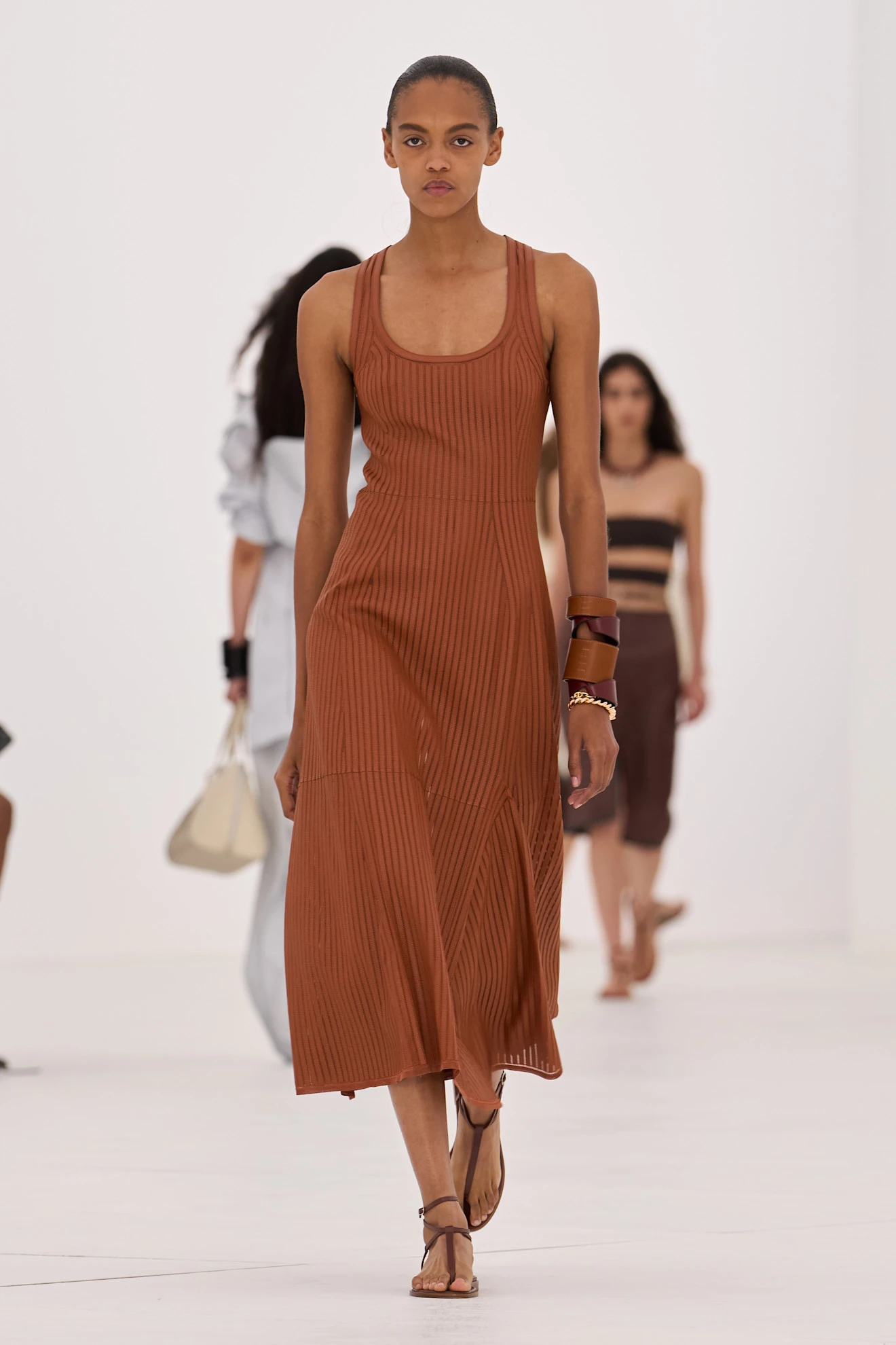Показ Hermès весна-лето 2027 | Spotlight