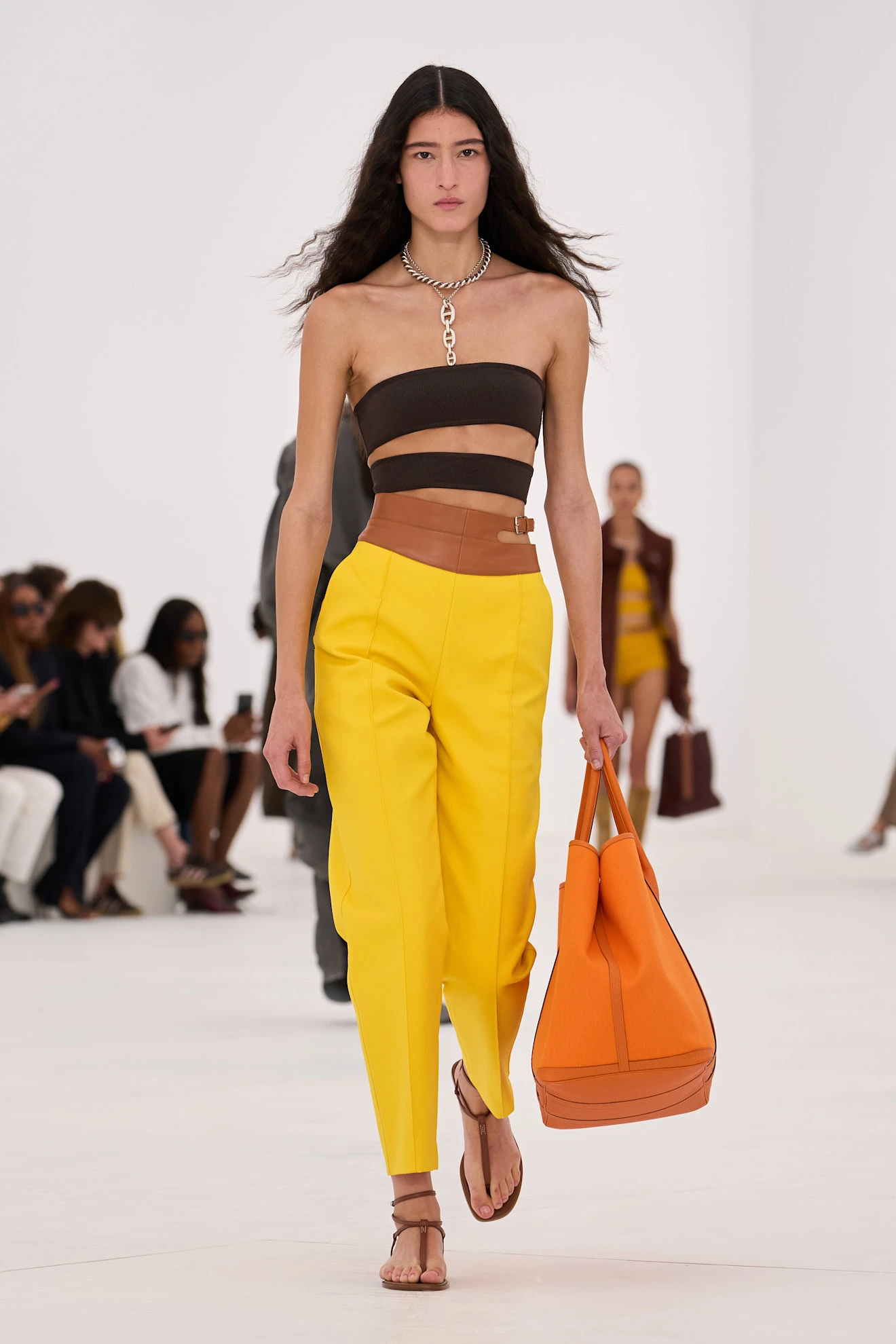 Показ Hermès весна-лето 2027 | Spotlight