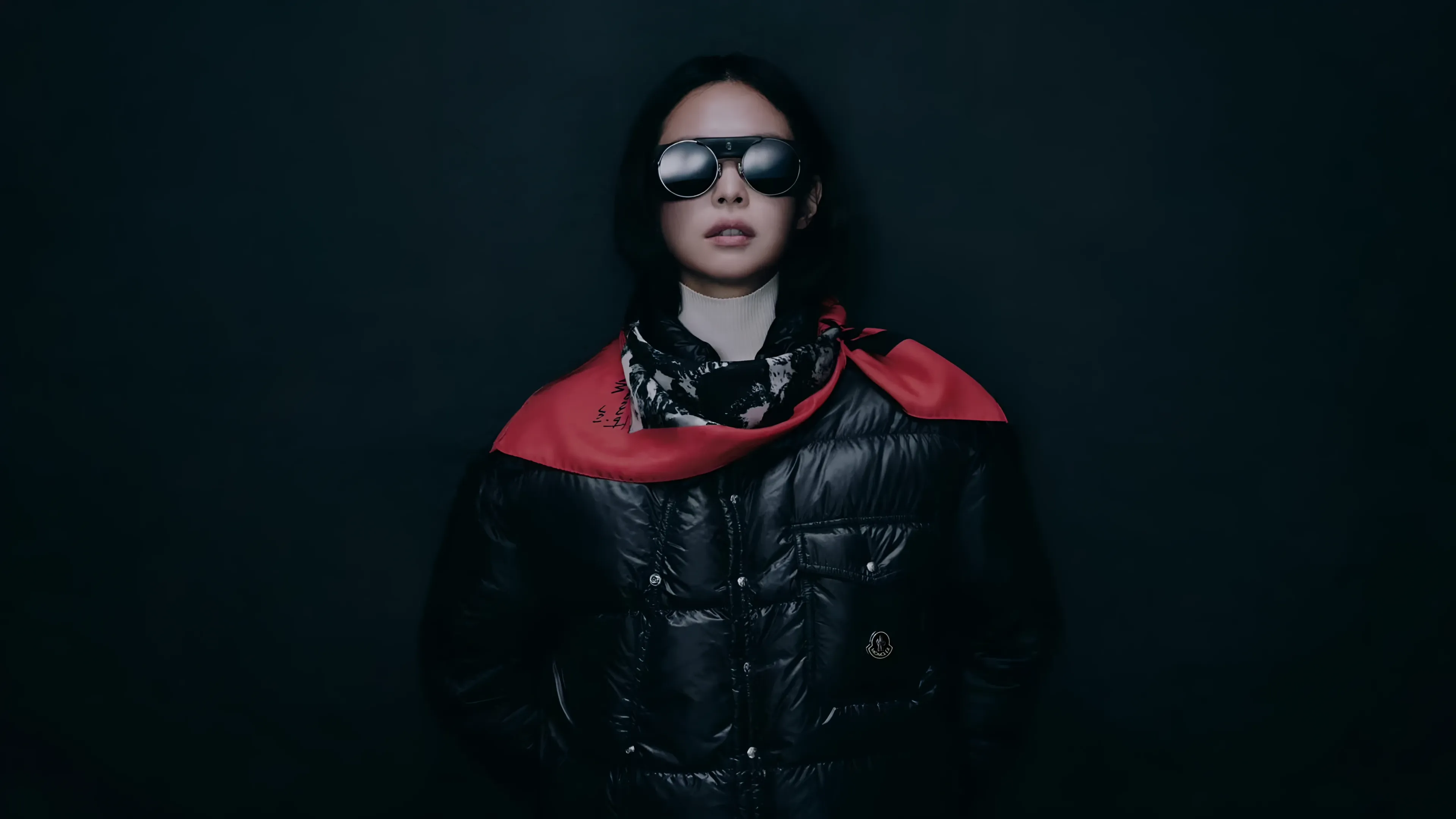 Дженни | Moncler