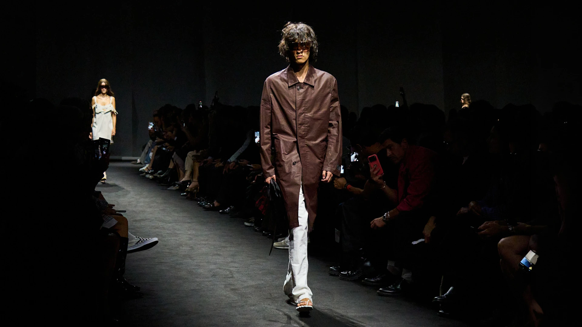 Альжан Джандарбеков | Показ MM6 Maison Margiela весна-лето 2027 | Spotlight