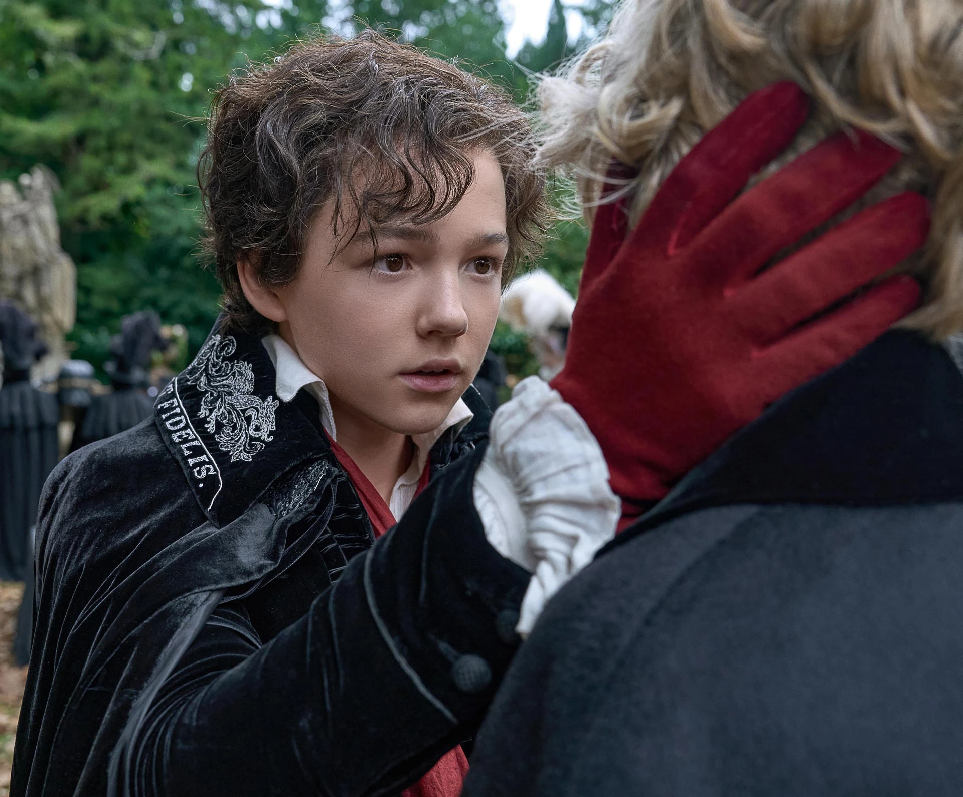 Кадр из фильма «Франкенштейн» (2025) | IMDb