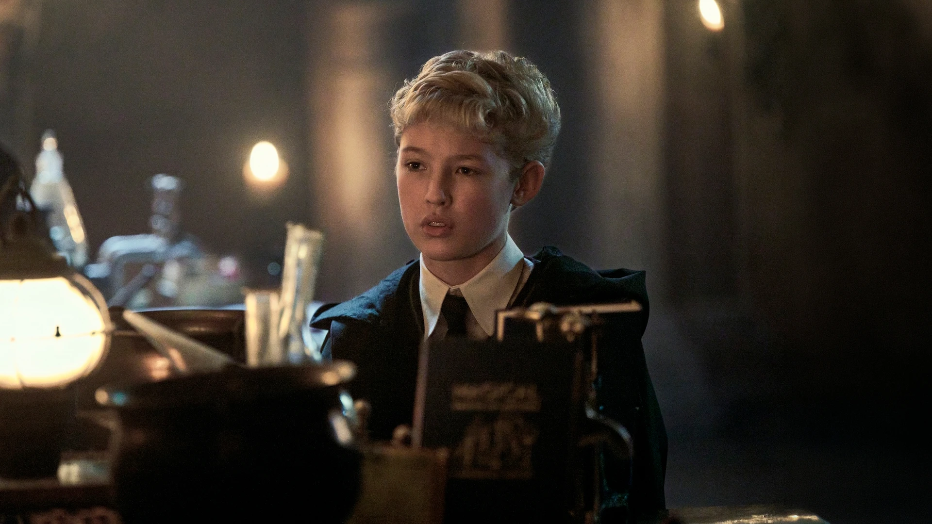 Локс Пратт в роли Драко Малфоя в сериале «Гарри Поттер» | IMDb