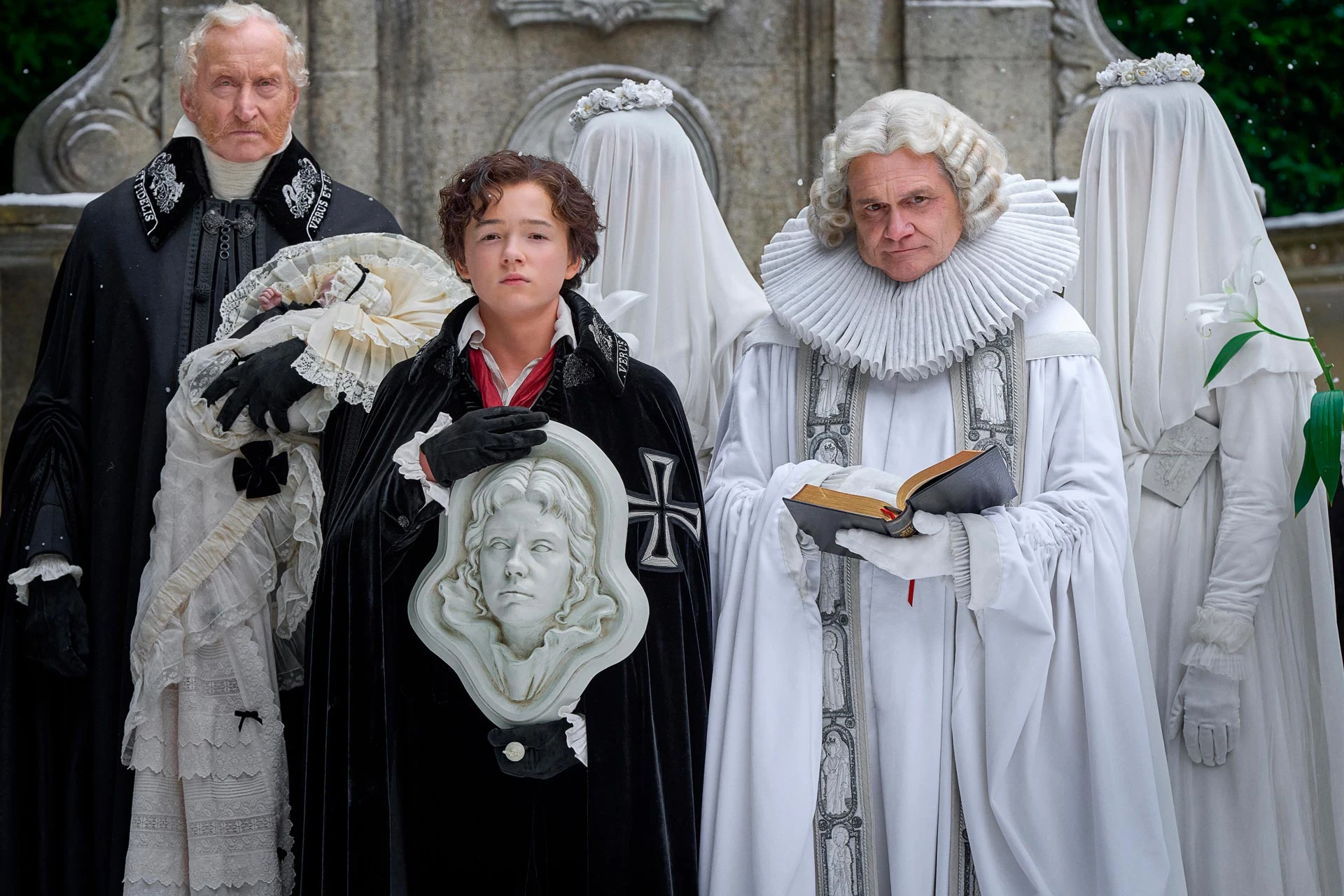 Кадр из фильма «Франкенштейн» (2025) | IMDb