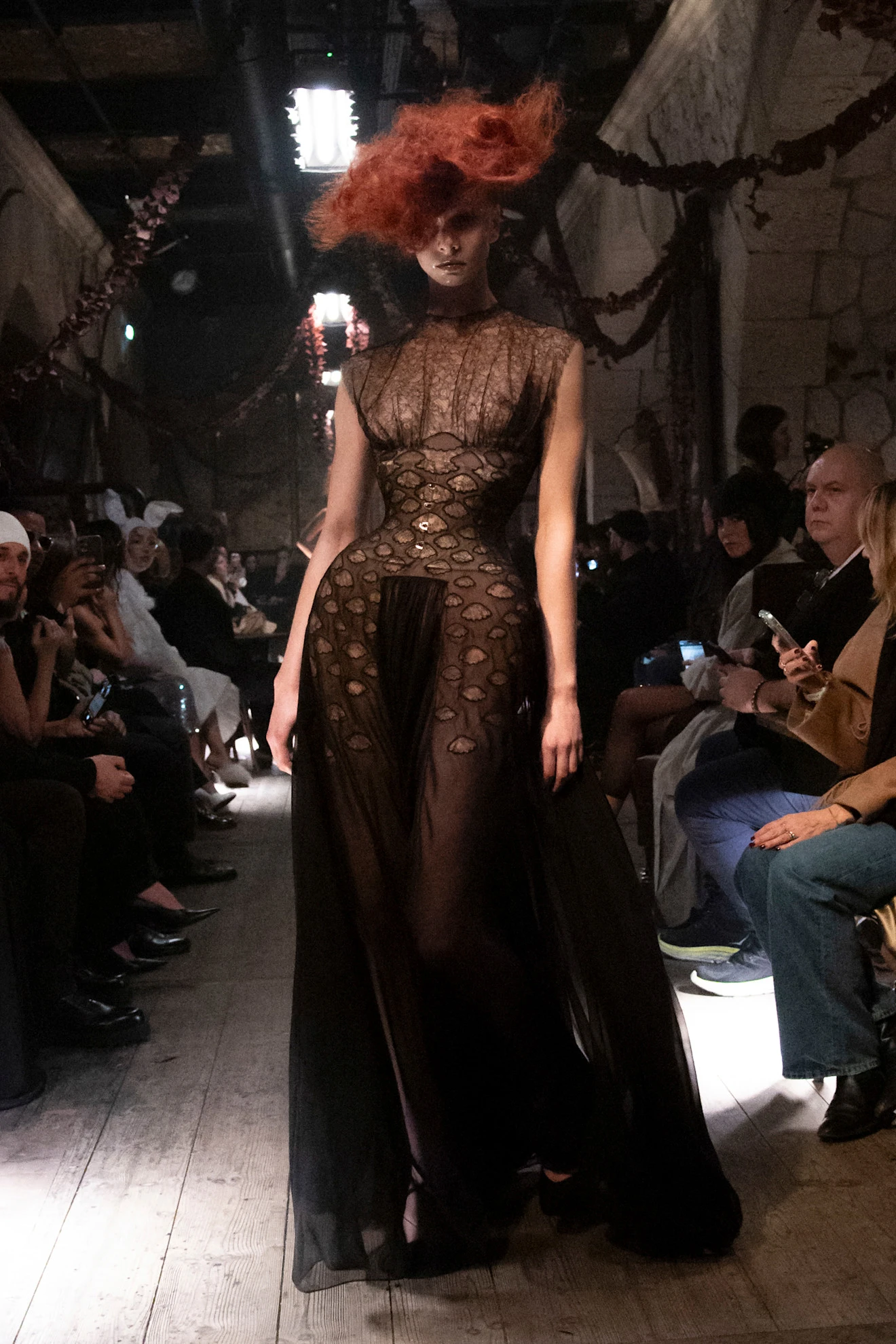 Показ Maison Margiela, весна-лето, Haute Couture 2024 | Spotlight