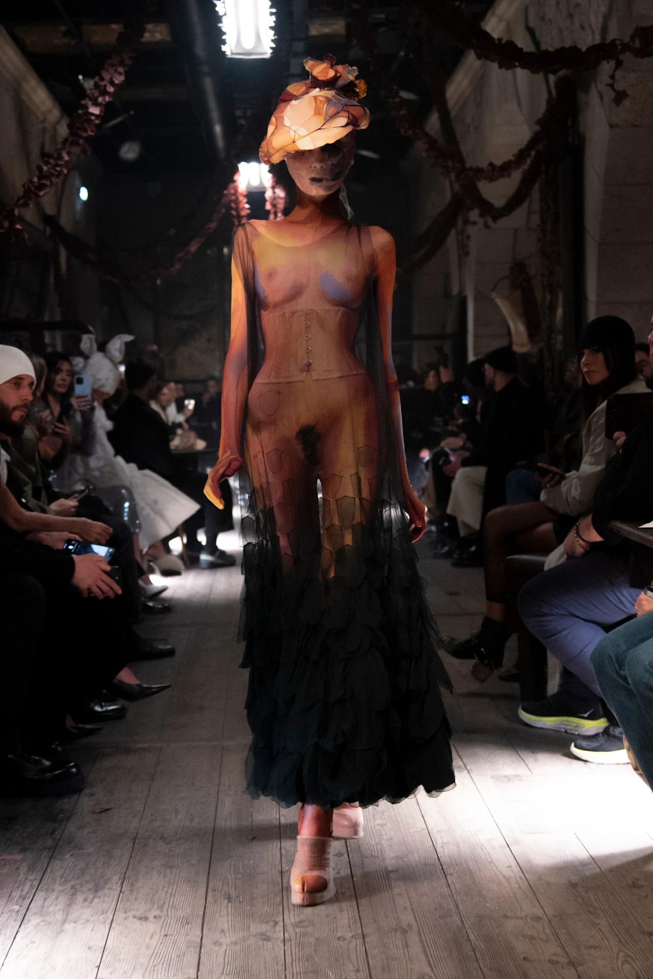 Показ Maison Margiela, весна-лето, Haute Couture 2024 | Spotlight