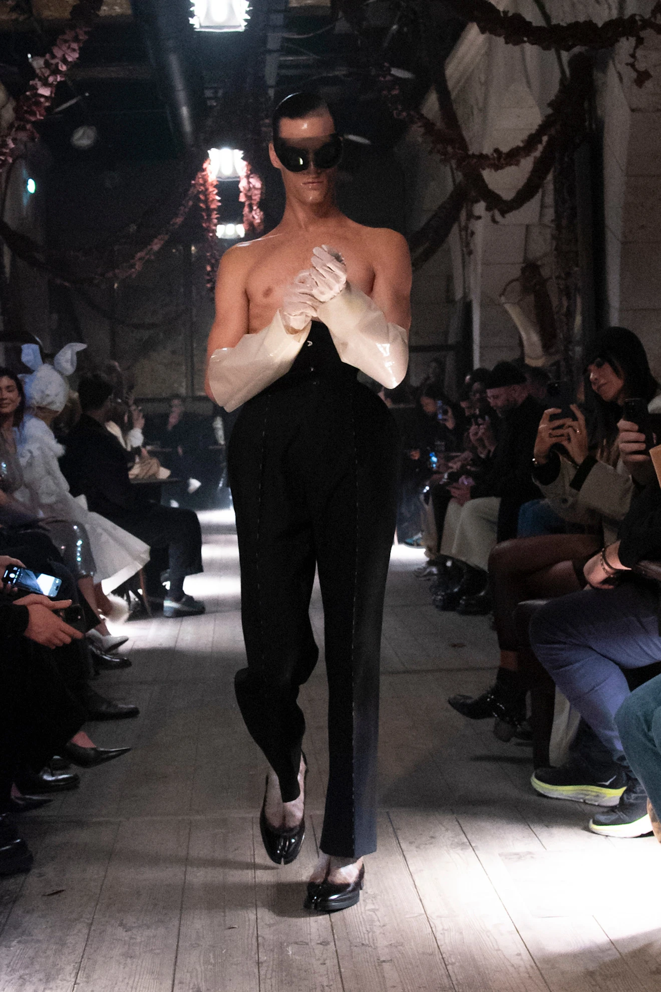 Показ Maison Margiela, весна-лето, Haute Couture 2024 | Spotlight