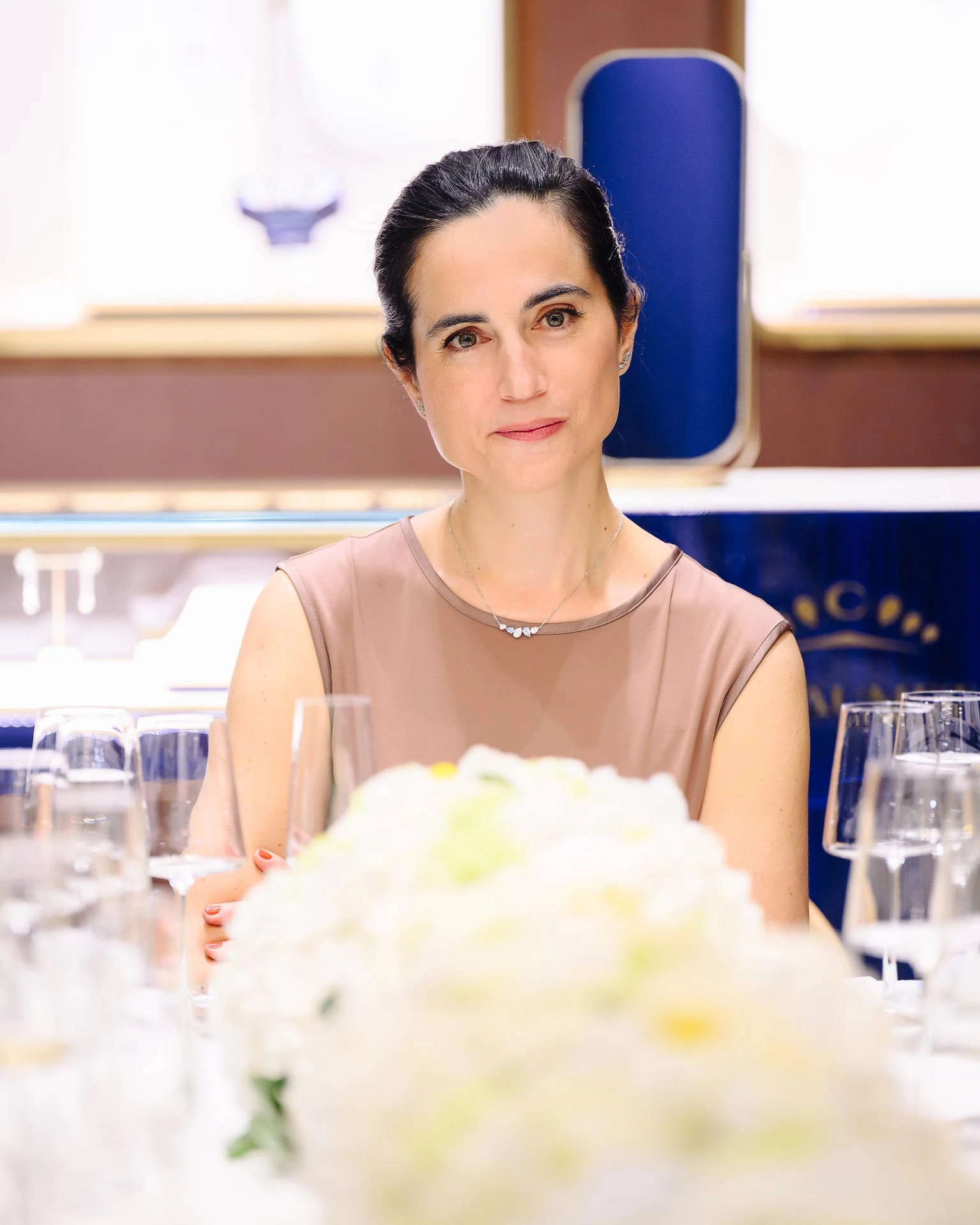 Мари Виолот | Фотографы: Руслан Османханов; Владимир Савельев; Нурлыбек Нурселинов
 