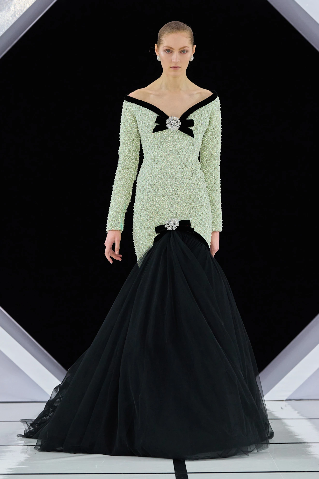 Показ Richard Quinn осень-зима 2026 | Spotlight