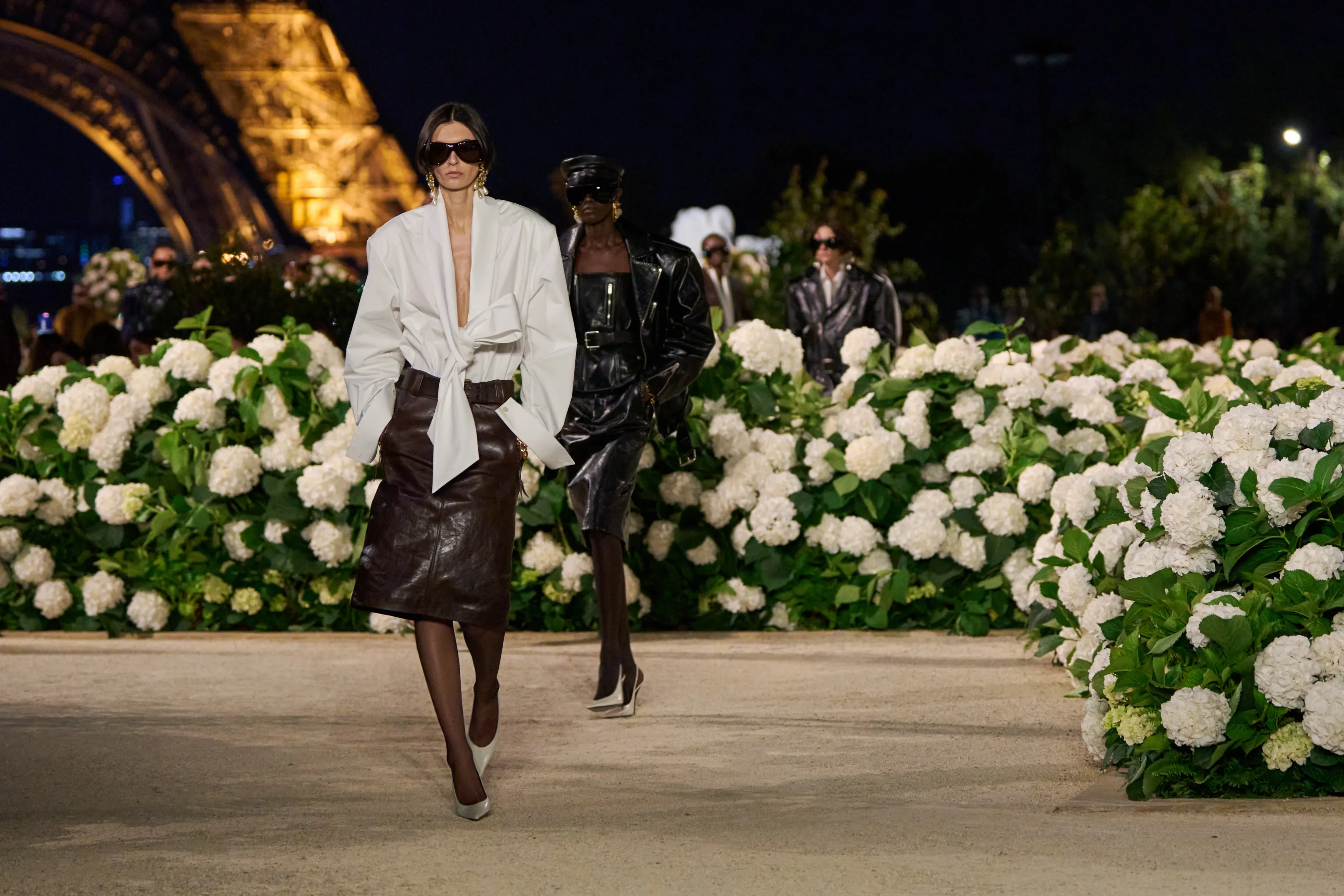 Показ Saint Laurent весна-лето 2026  | Spotlight